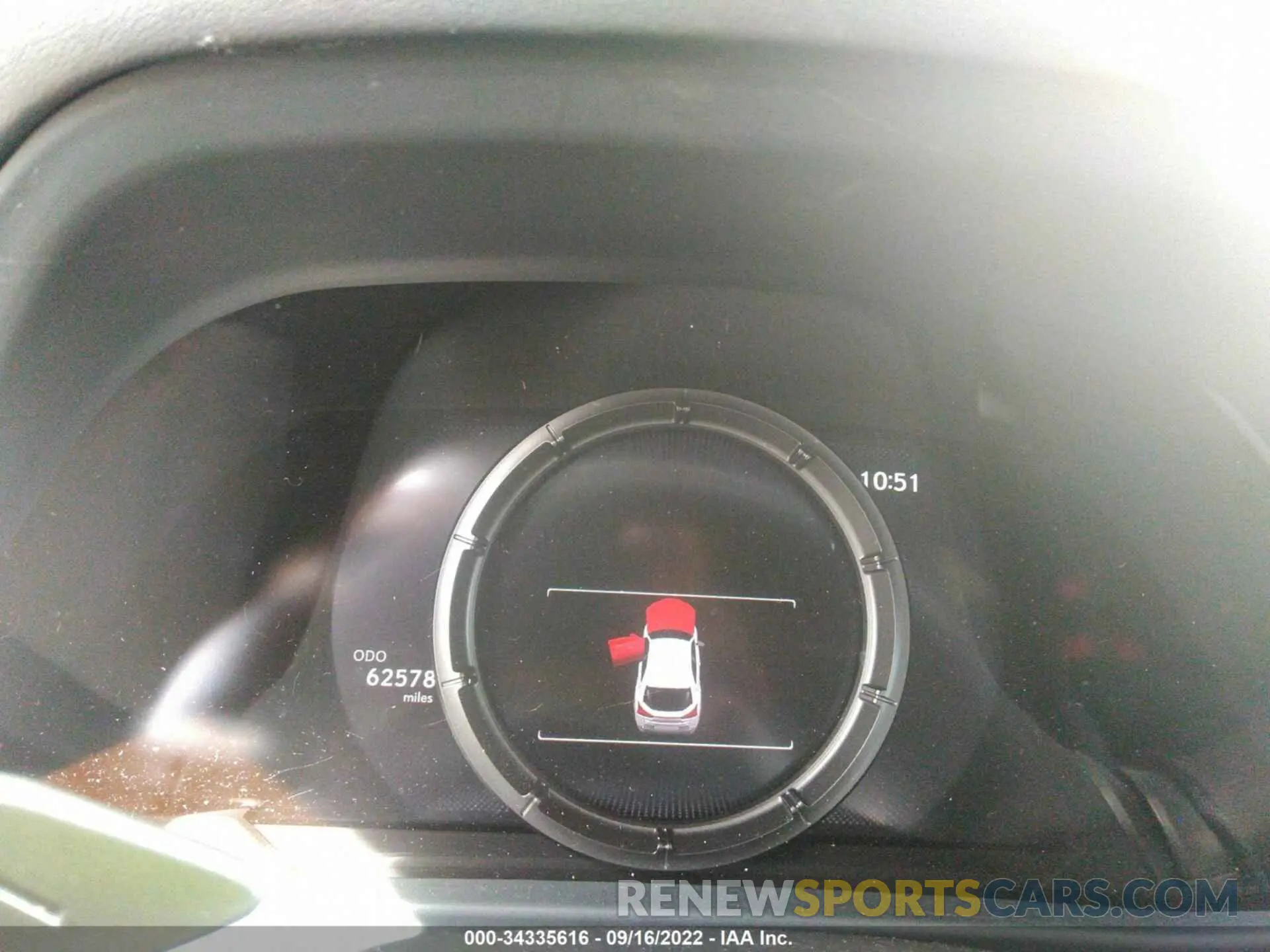 7 fotografías del automóvil dañado JTHY3JBH7K2003499 LEXUS UX 2019