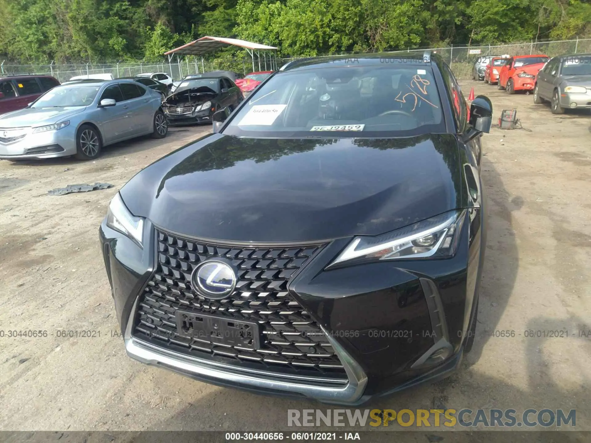 6 fotografías del automóvil dañado JTHP9JBH1L2026725 LEXUS UX 2020