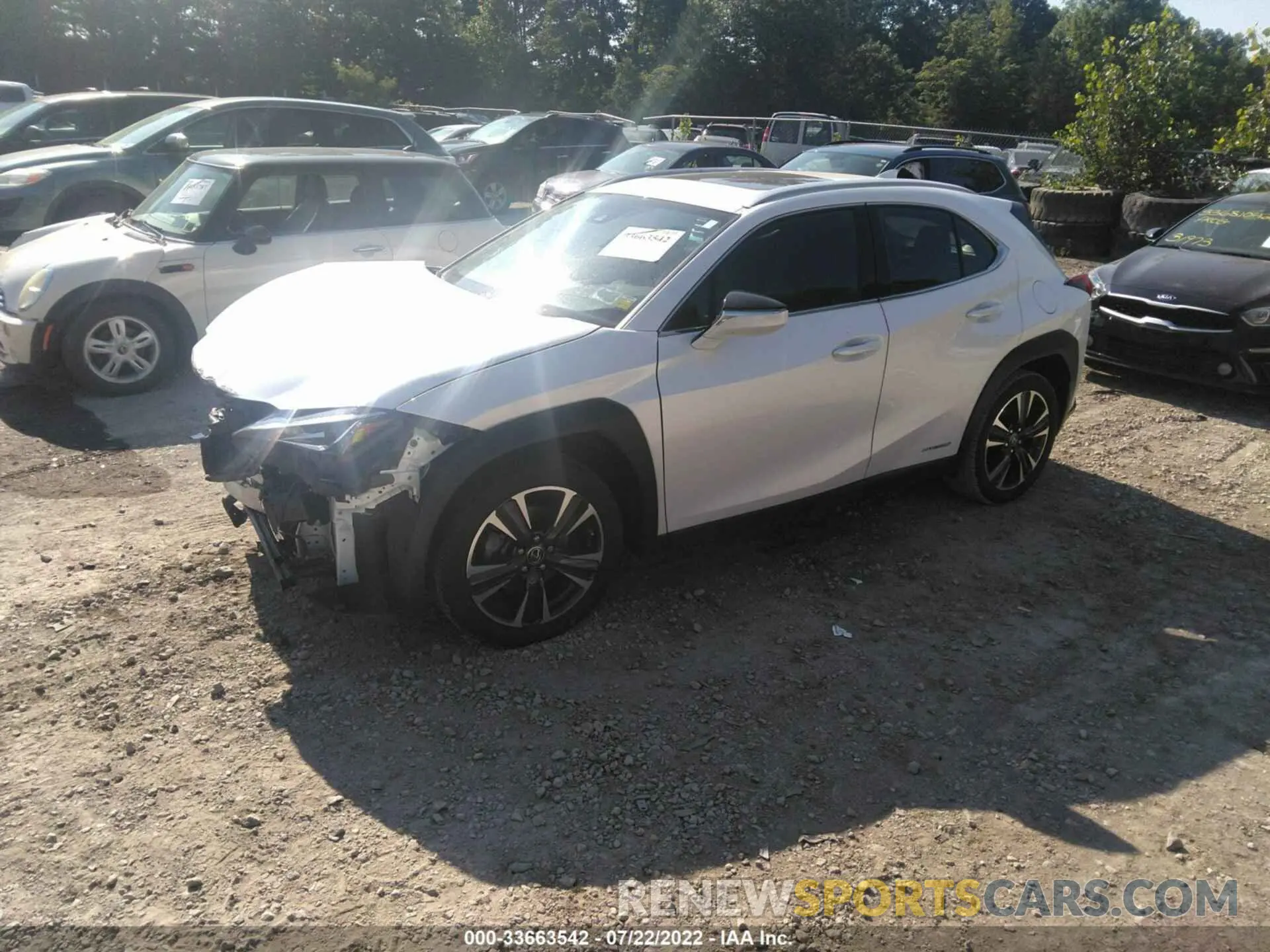 2 fotografías del automóvil dañado JTHP9JBH2L2022540 LEXUS UX 2020