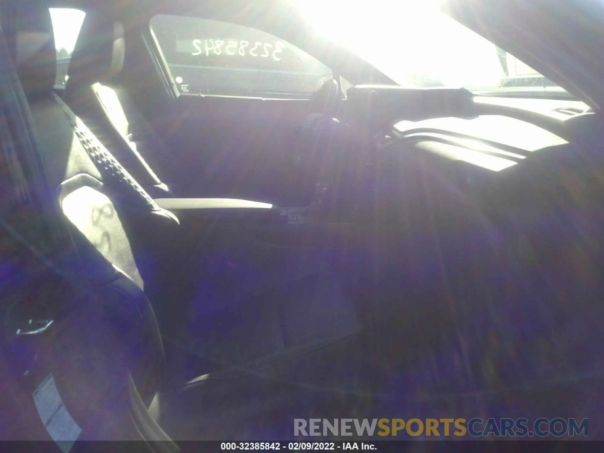 5 fotografías del automóvil dañado JTHP9JBH3L2035264 LEXUS UX 2020