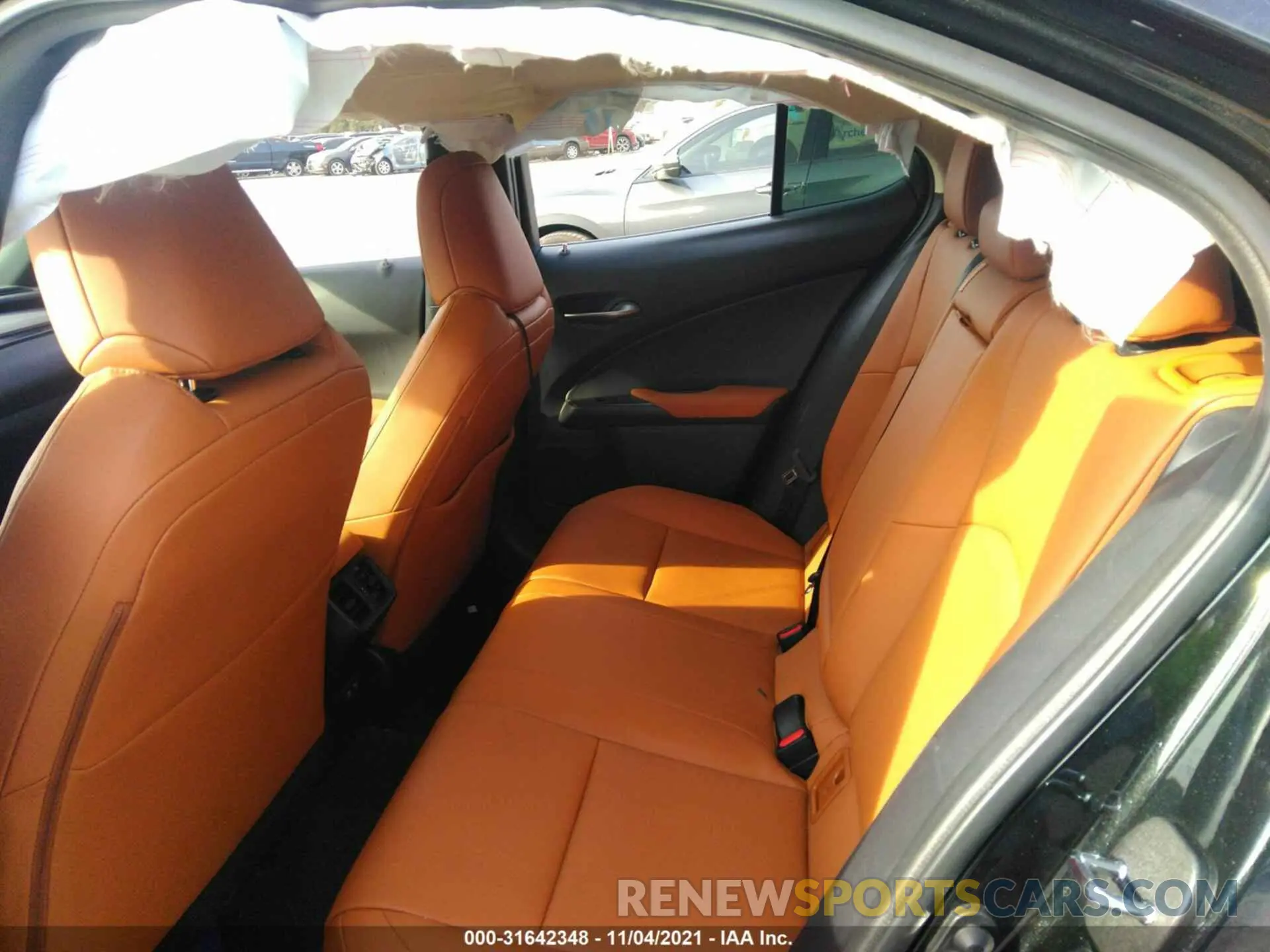 8 fotografías del automóvil dañado JTHP9JBH4L2023608 LEXUS UX 2020