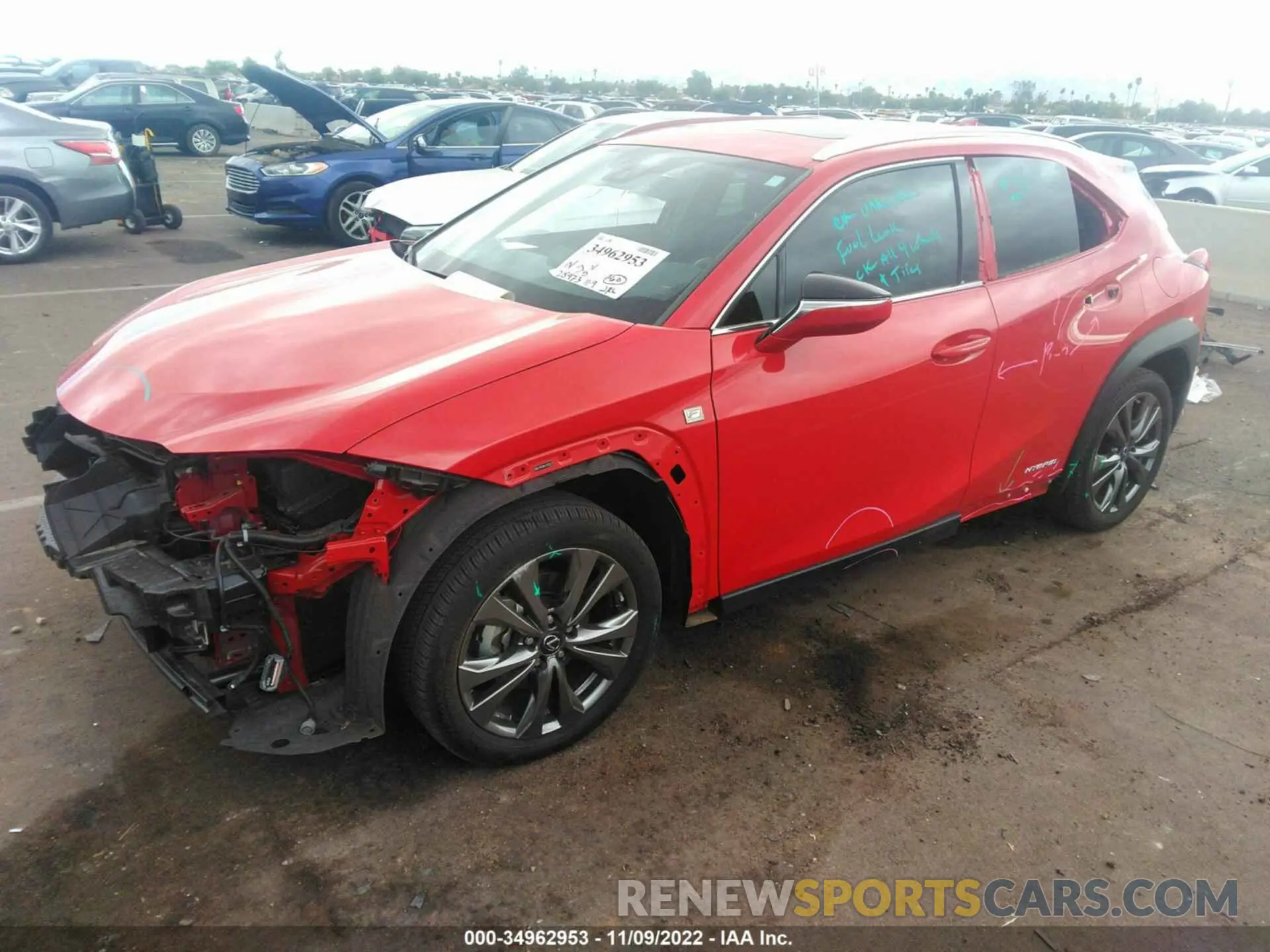 2 fotografías del automóvil dañado JTHR9JBH1L2025177 LEXUS UX 2020
