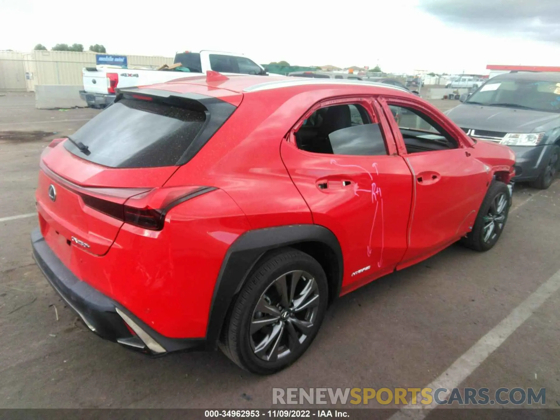 4 fotografías del automóvil dañado JTHR9JBH1L2025177 LEXUS UX 2020