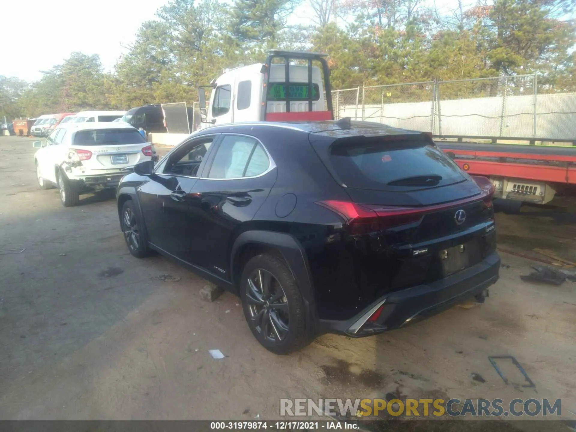 3 fotografías del automóvil dañado JTHR9JBH1L2029410 LEXUS UX 2020