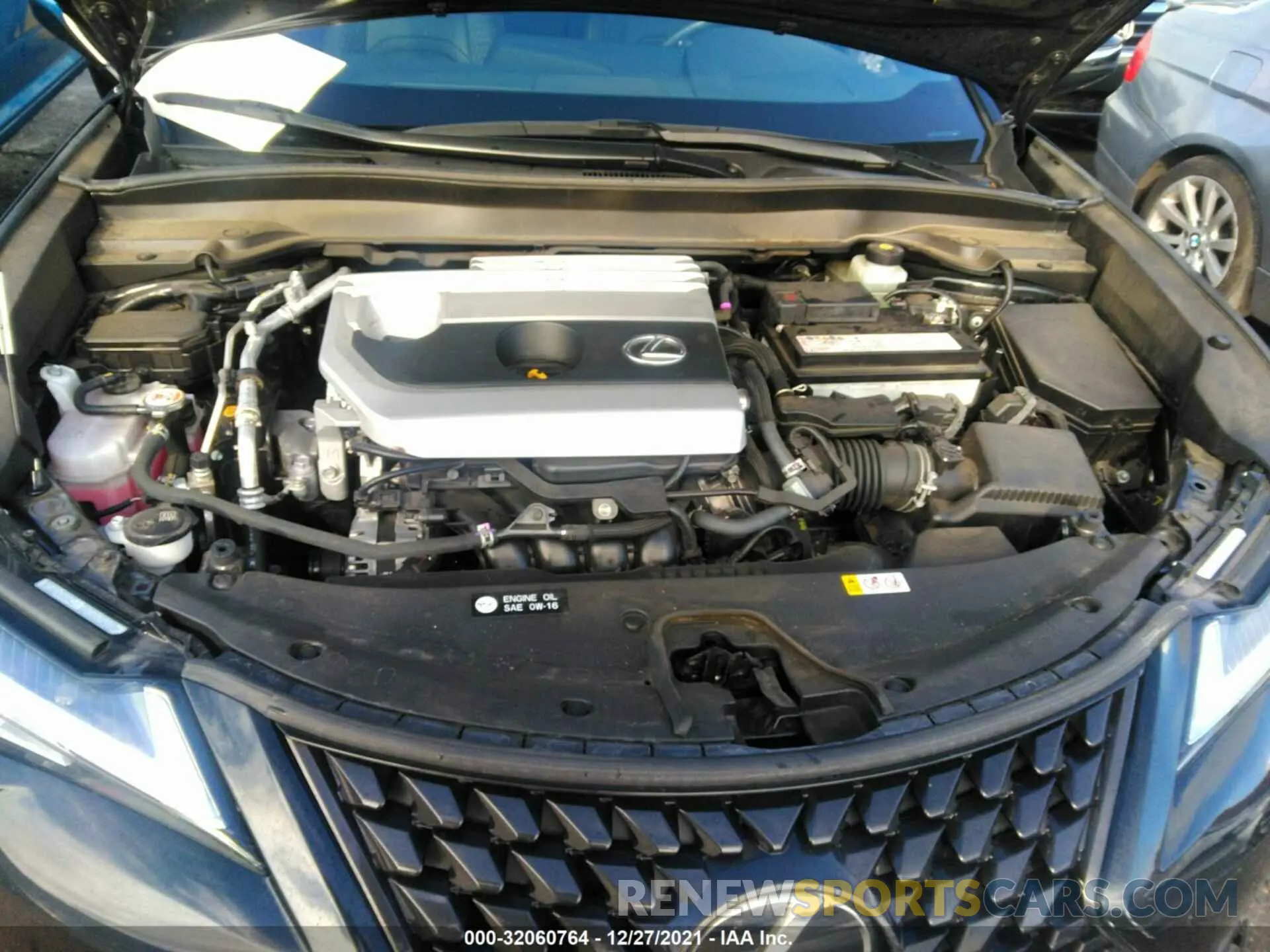10 fotografías del automóvil dañado JTHX3JBH9L2024173 LEXUS UX 2020