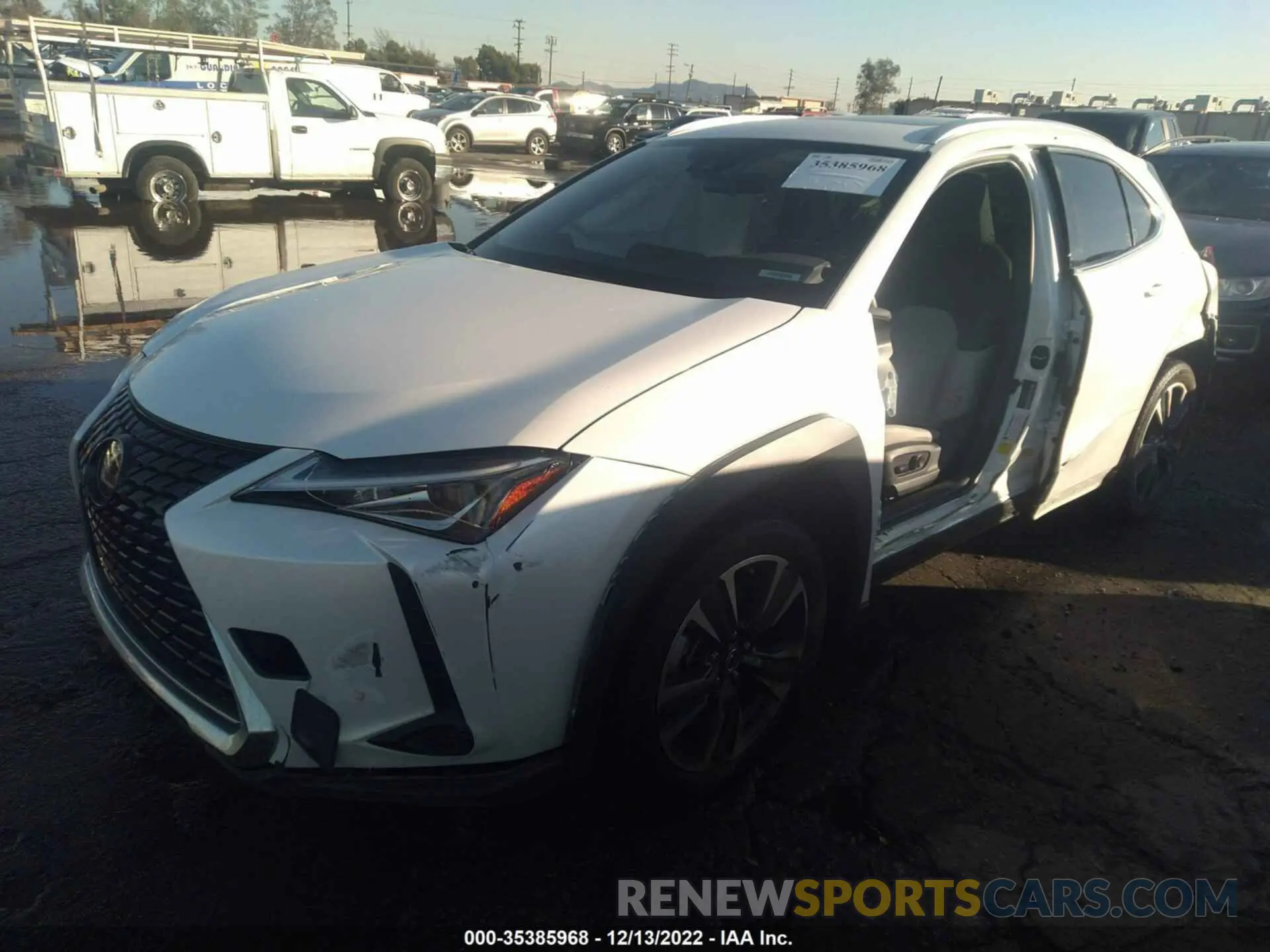 2 fotografías del automóvil dañado JTHX3JBHXL2022223 LEXUS UX 2020