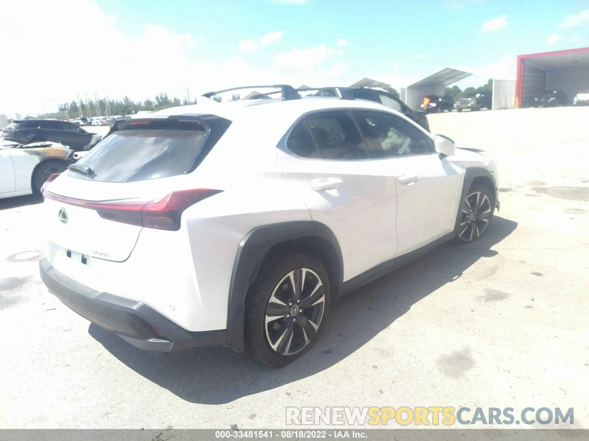4 fotografías del automóvil dañado JTHP3JBH9M2037636 LEXUS UX 2021