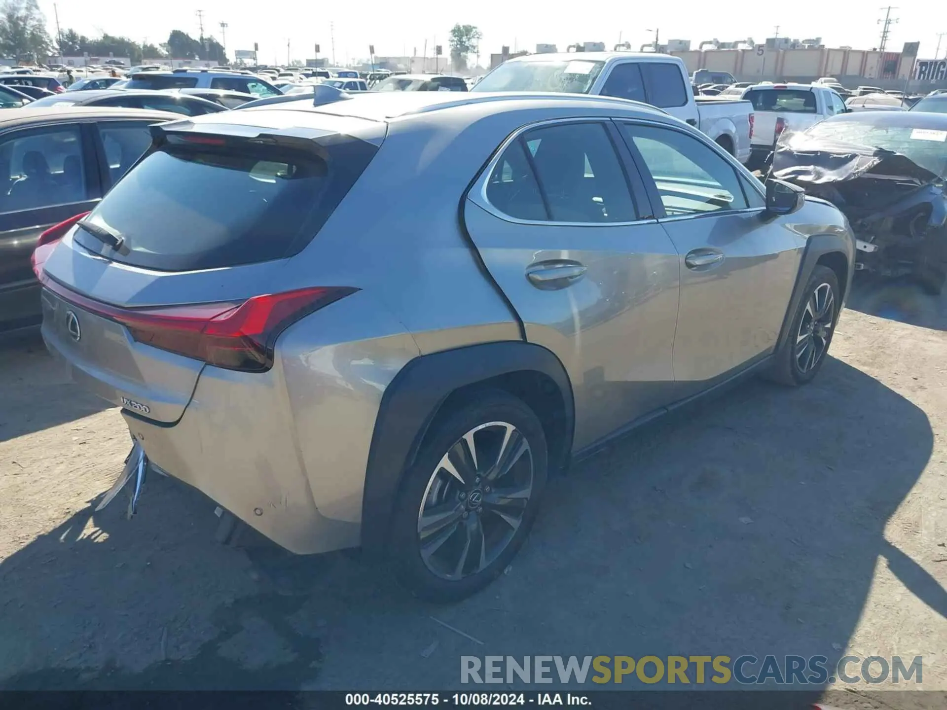 4 fotografías del automóvil dañado JTHX3JBH7M2042463 LEXUS UX 2021