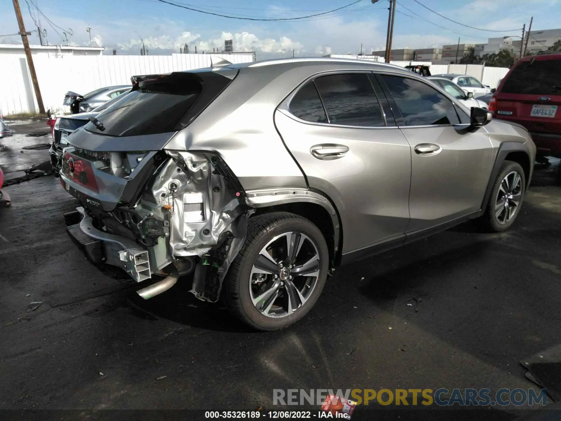 4 fotografías del automóvil dañado JTHX3JBH2N2046308 LEXUS UX 2022