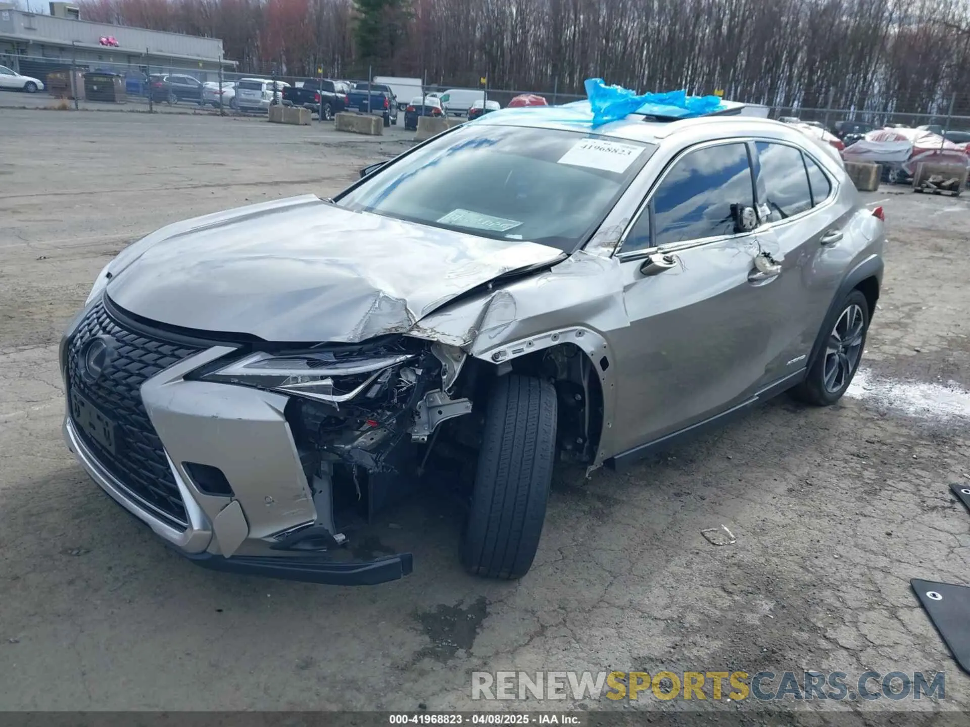 2 fotografías del automóvil dañado JTHU9JBH0K2002546 LEXUS UX 250H 2019
