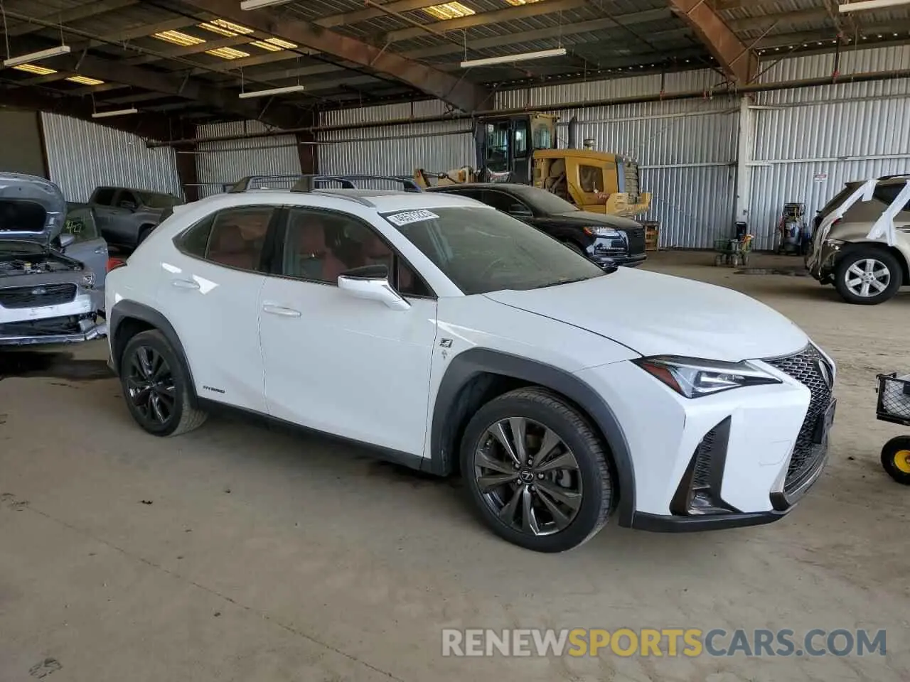 4 fotografías del automóvil dañado JTHU9JBH1K2004421 LEXUS UX 250H 2019