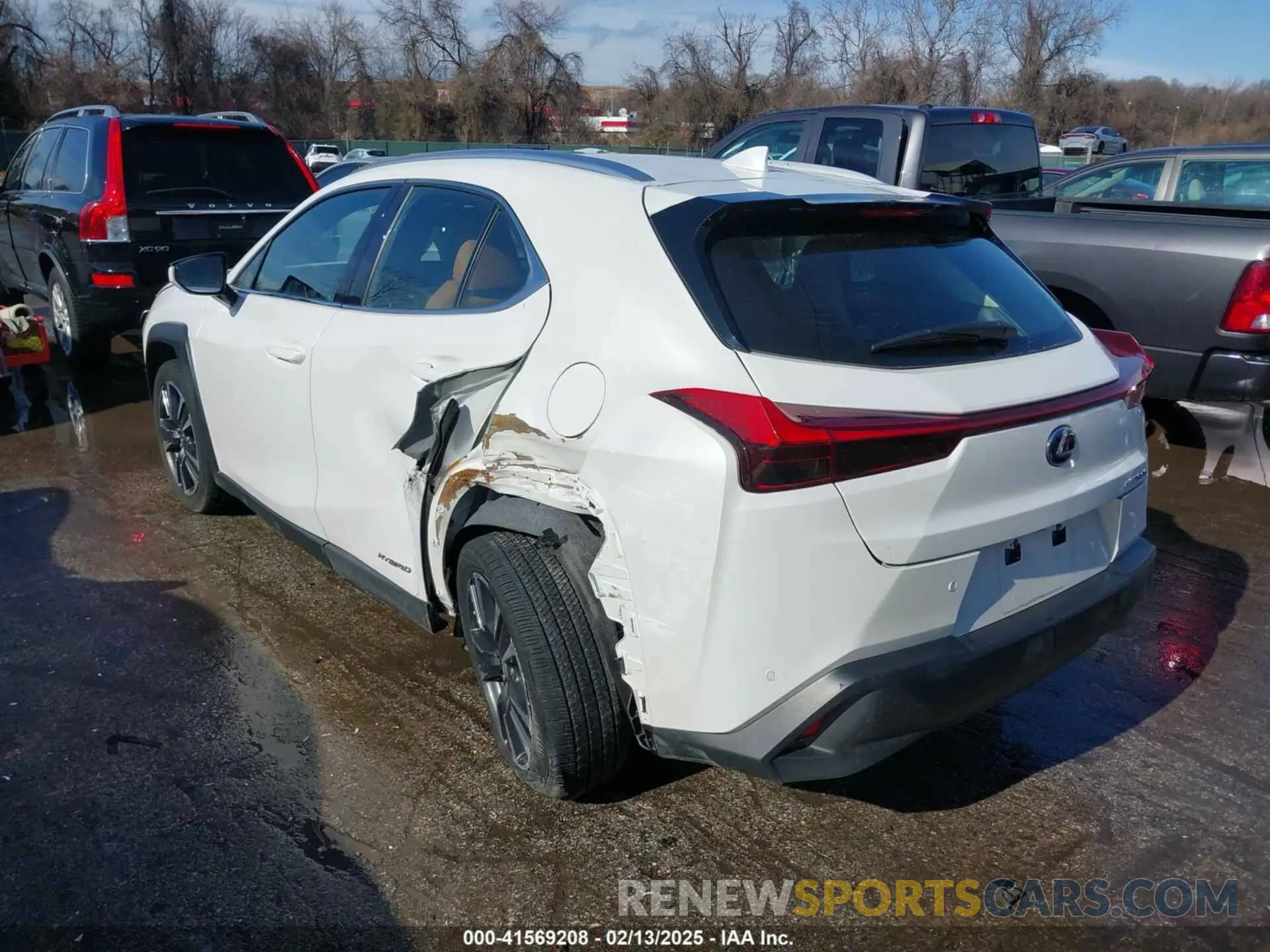 3 fotografías del automóvil dañado JTHU9JBH1K2007982 LEXUS UX 250H 2019