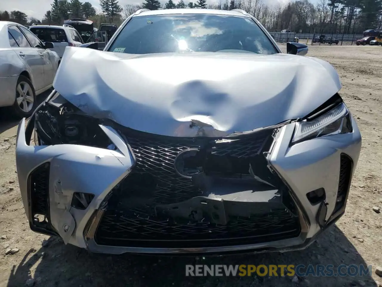 5 fotografías del automóvil dañado JTHU9JBH2K2003858 LEXUS UX 250H 2019