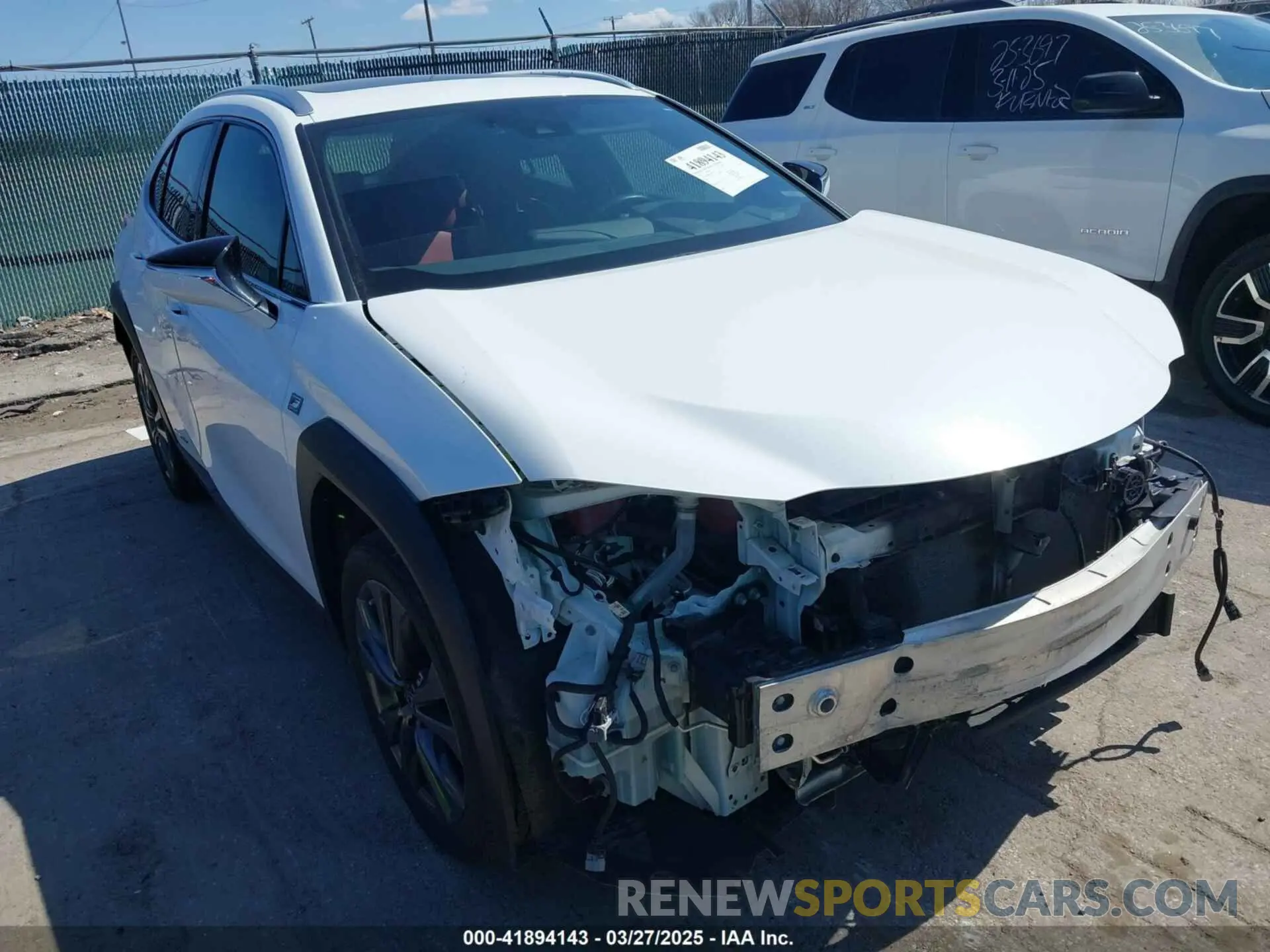 1 fotografías del automóvil dañado JTHU9JBH2K2011457 LEXUS UX 250H 2019