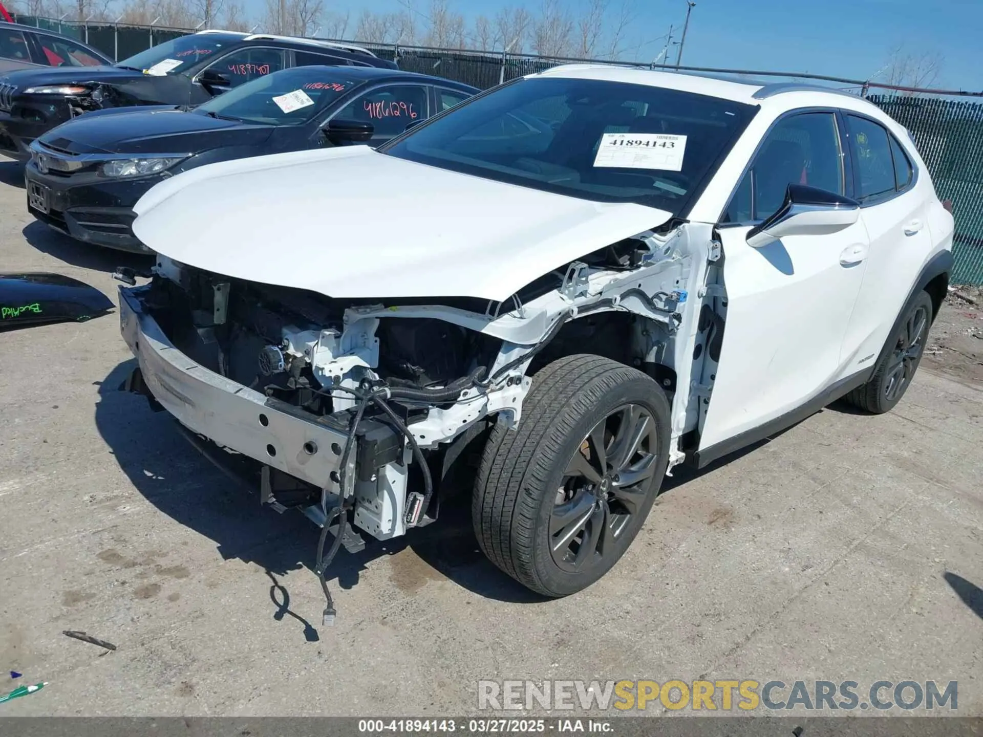 2 fotografías del automóvil dañado JTHU9JBH2K2011457 LEXUS UX 250H 2019