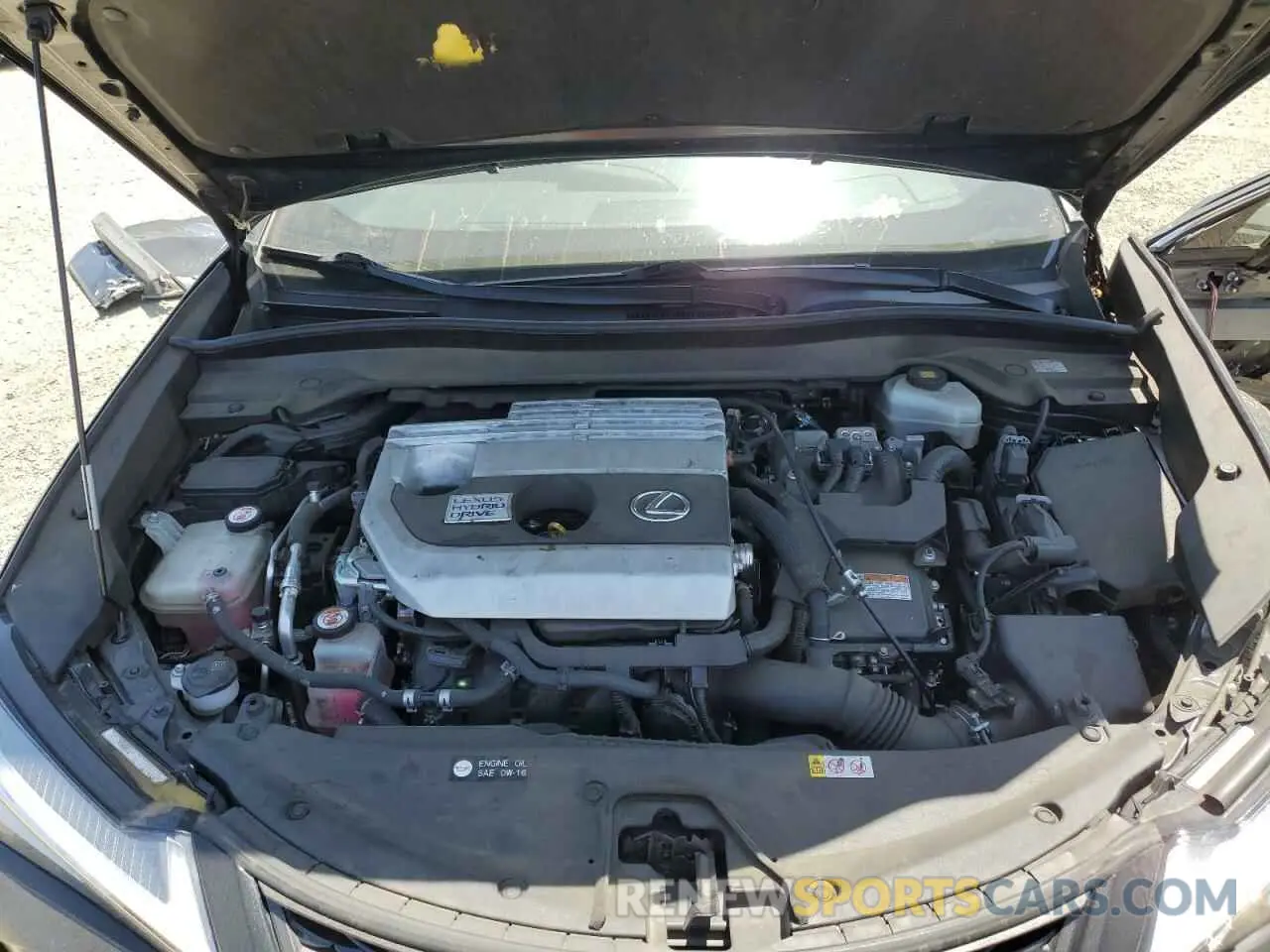 11 fotografías del automóvil dañado JTHU9JBH2K2013001 LEXUS UX 250H 2019