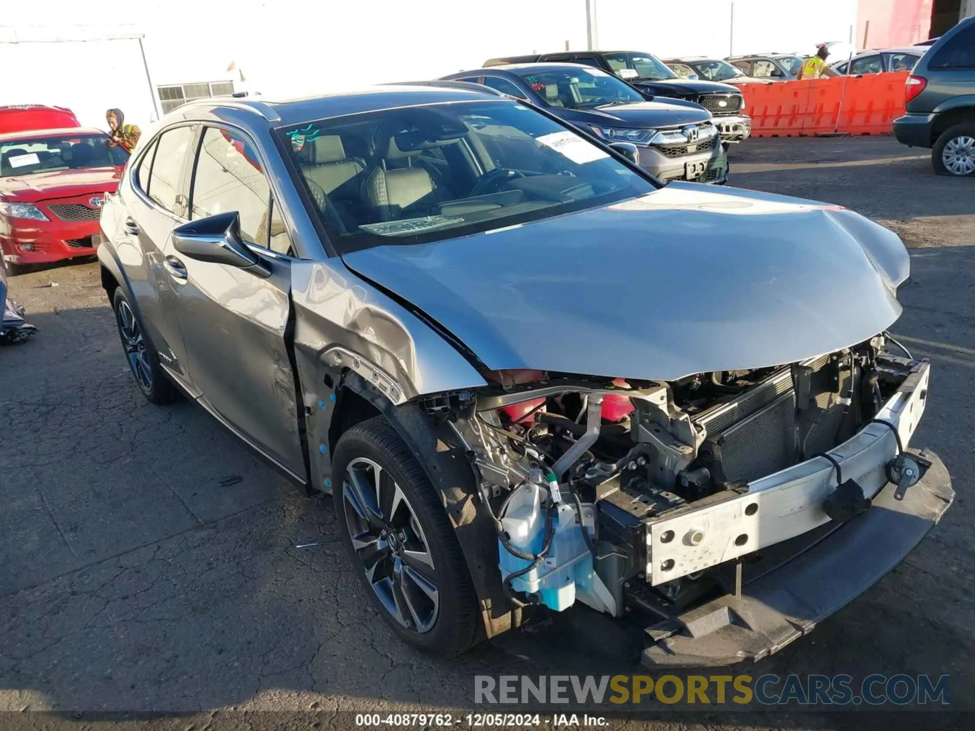 6 fotografías del automóvil dañado JTHU9JBH2K2014424 LEXUS UX 250H 2019
