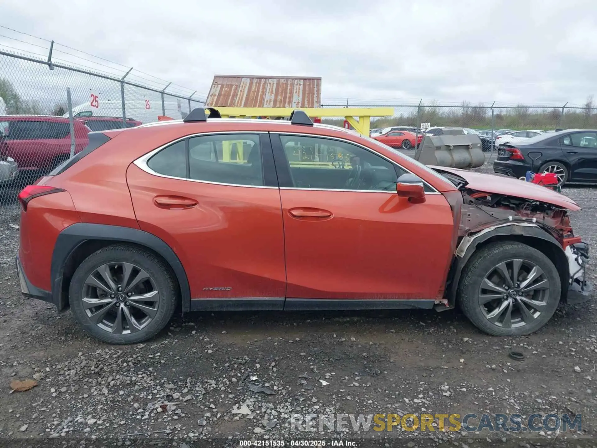 14 fotografías del automóvil dañado JTHU9JBH3K2003383 LEXUS UX 250H 2019
