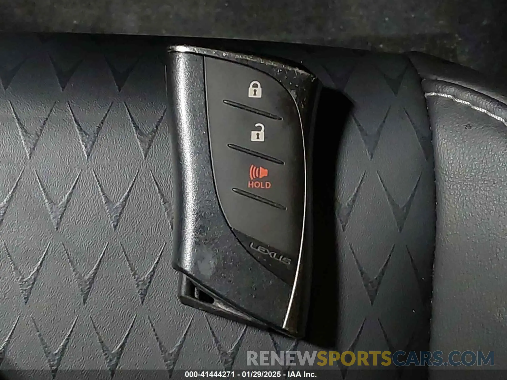 11 fotografías del automóvil dañado JTHU9JBH5K2013400 LEXUS UX 250H 2019