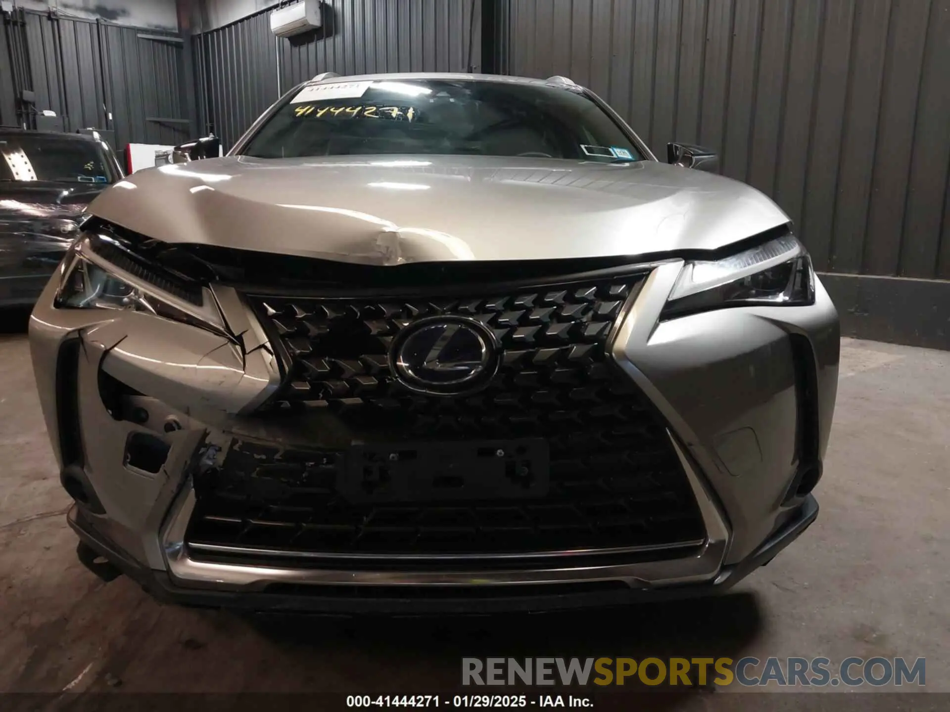 6 fotografías del automóvil dañado JTHU9JBH5K2013400 LEXUS UX 250H 2019