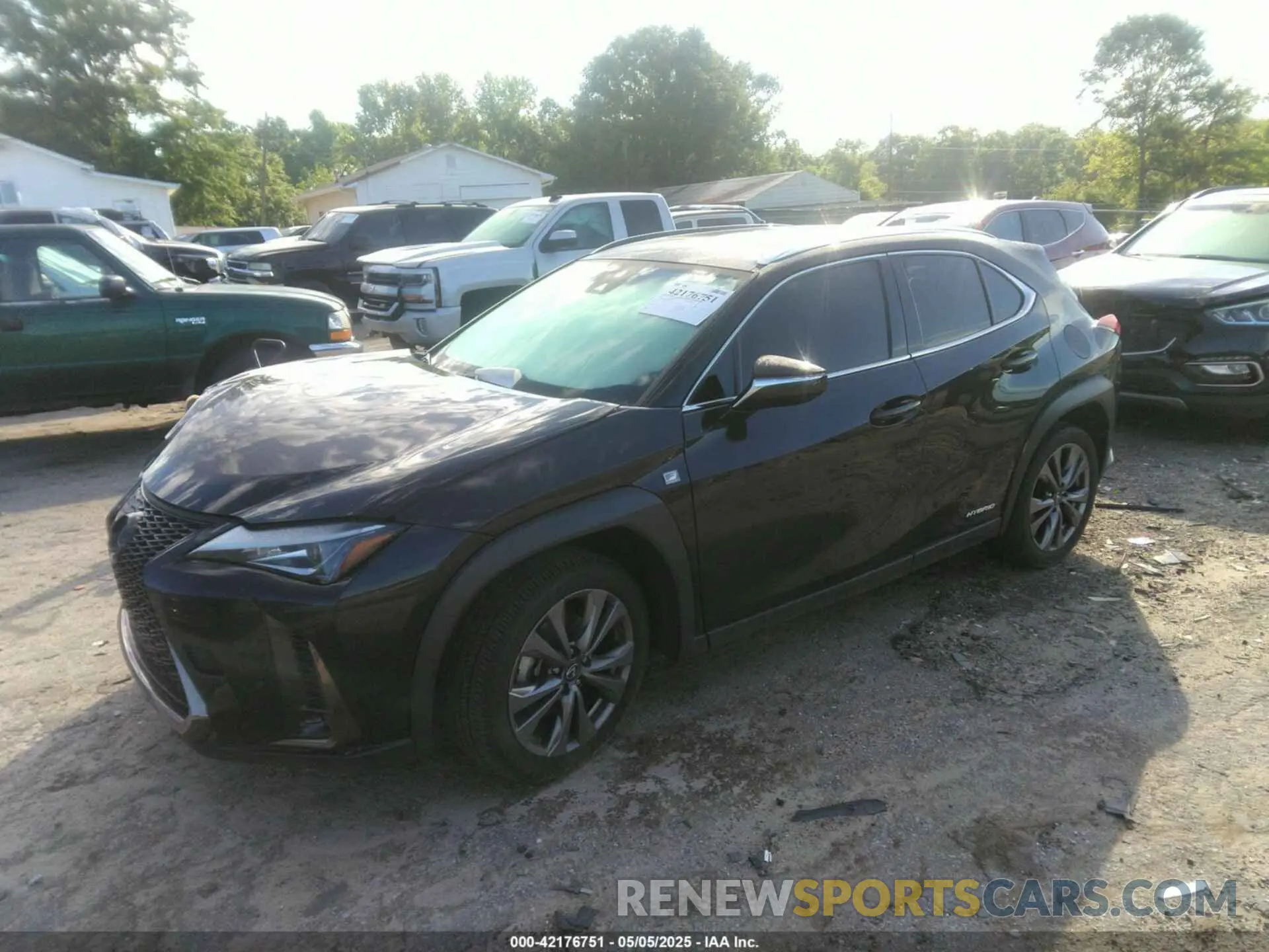 2 fotografías del automóvil dañado JTHU9JBH7K2012295 LEXUS UX 250H 2019