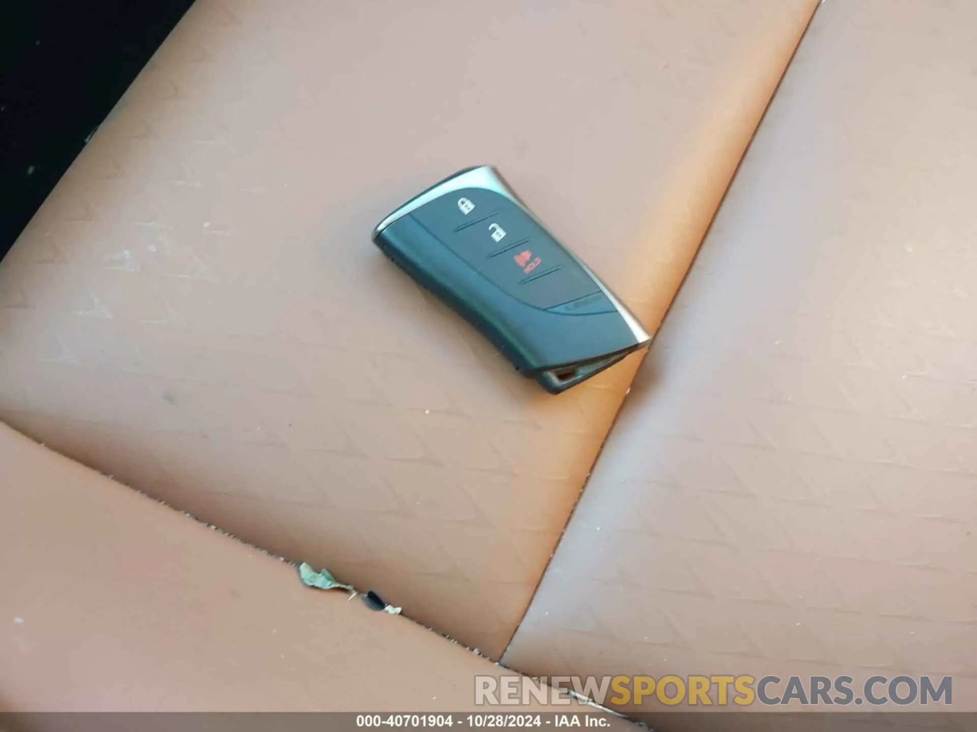 11 fotografías del automóvil dañado JTHU9JBH8K2004190 LEXUS UX 250H 2019