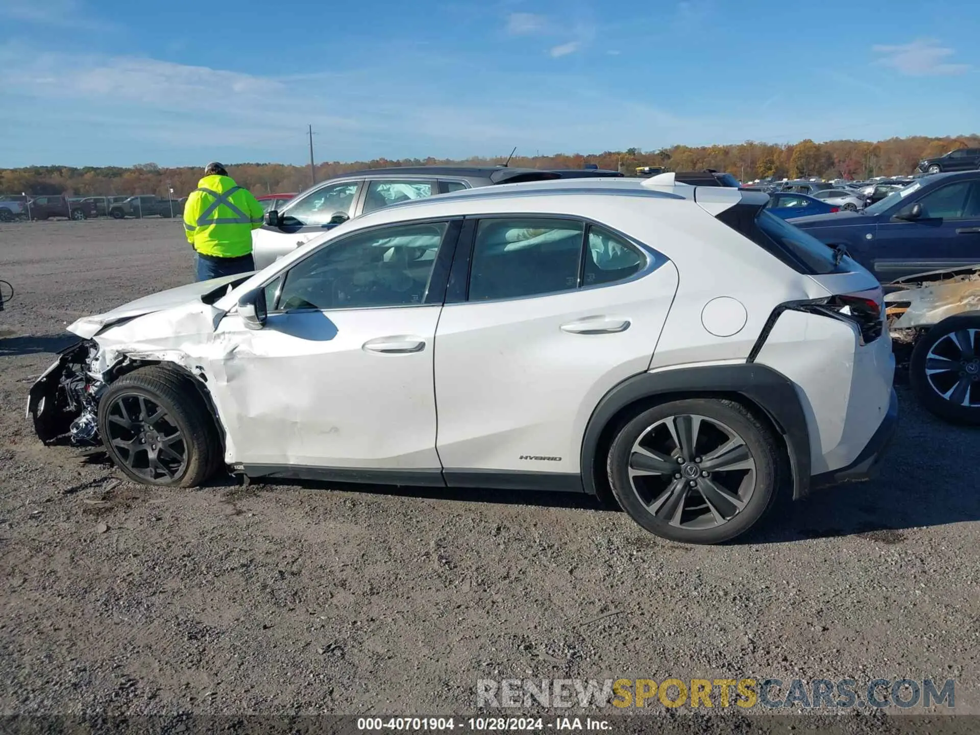 15 fotografías del automóvil dañado JTHU9JBH8K2004190 LEXUS UX 250H 2019