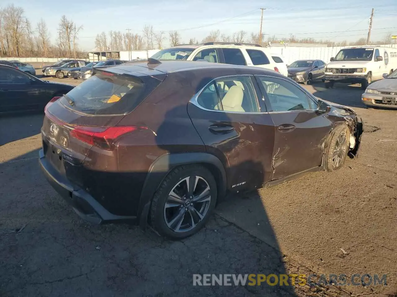 3 fotografías del automóvil dañado JTHU9JBH8K2019644 LEXUS UX 250H 2019