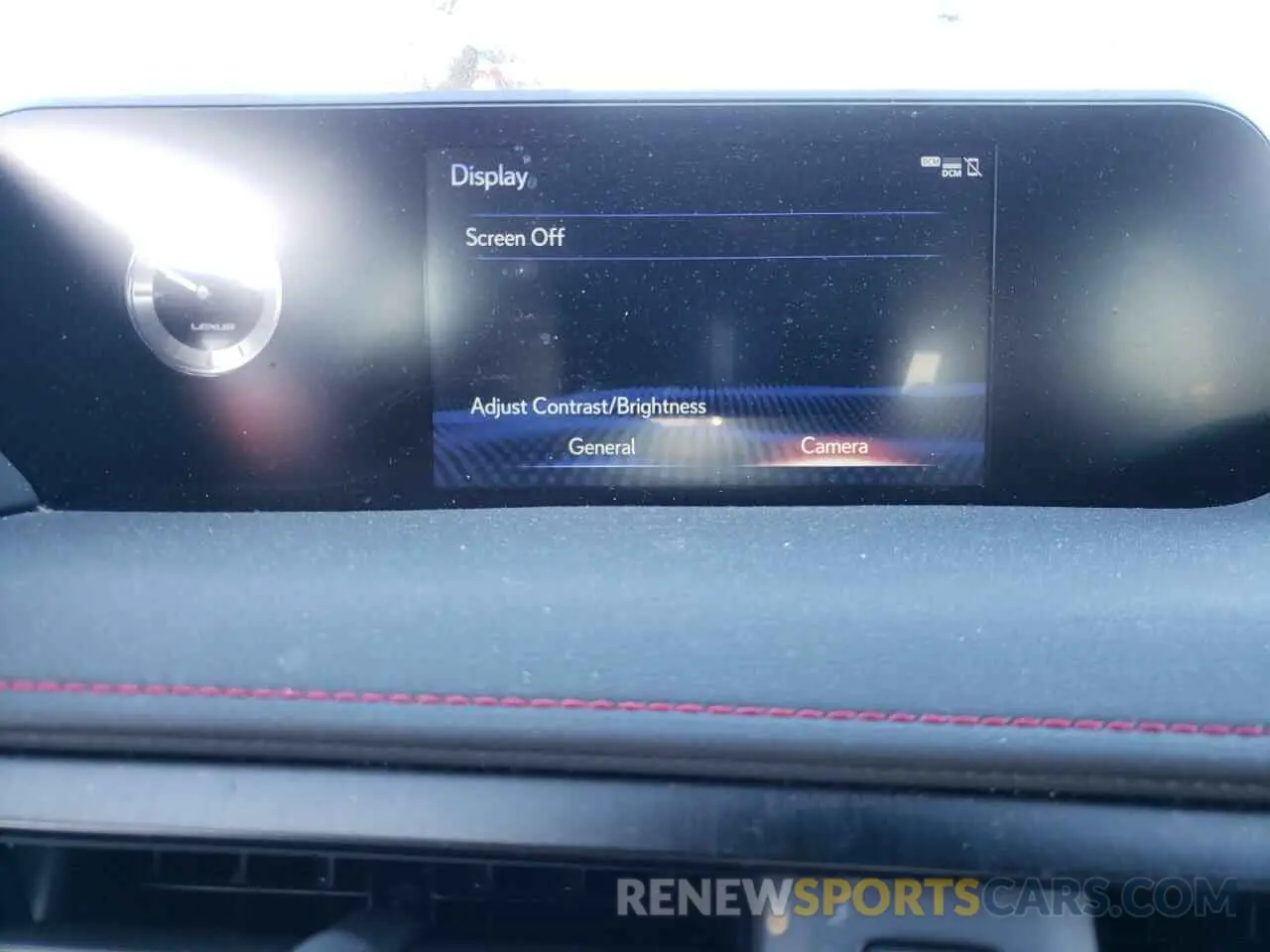 9 fotografías del automóvil dañado JTHU9JBH9K2006952 LEXUS UX 250H 2019