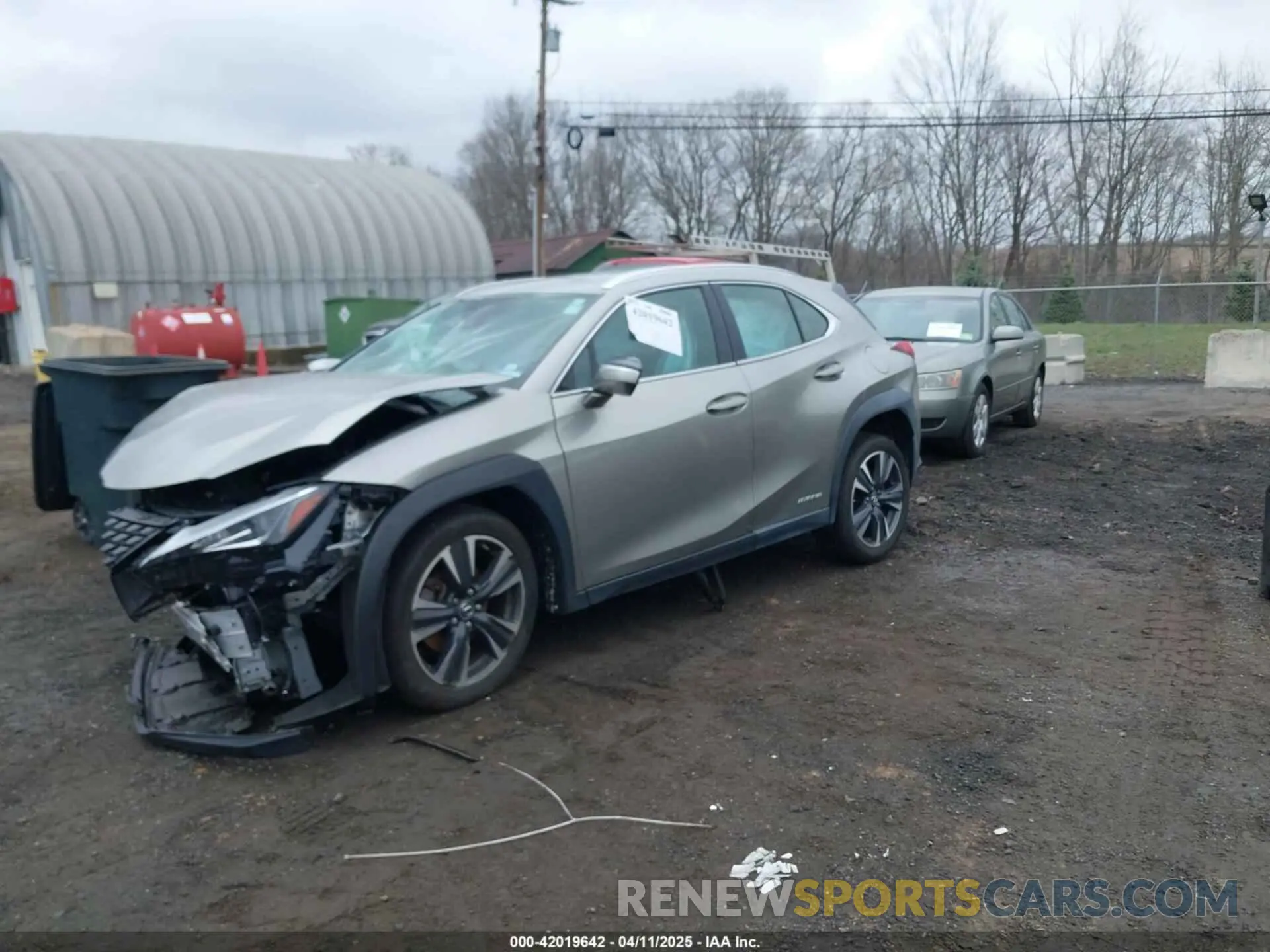 2 fotografías del automóvil dañado JTHU9JBH9K2008345 LEXUS UX 250H 2019