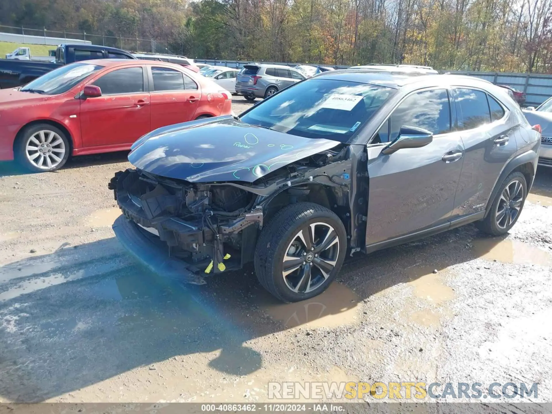 2 fotografías del automóvil dañado JTHU9JBHXK2011660 LEXUS UX 250H 2019