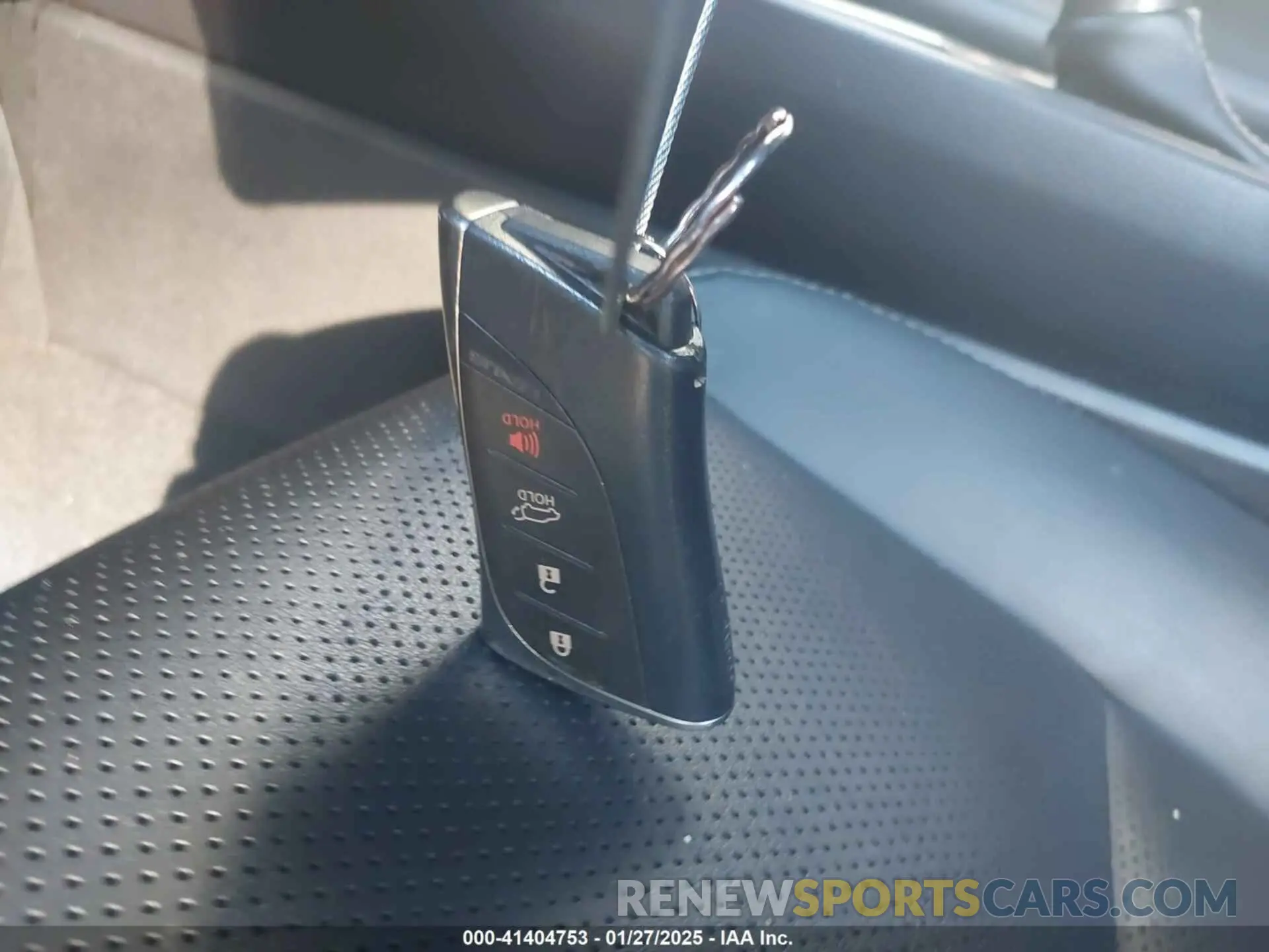 11 fotografías del automóvil dañado JTHU9JBHXK2019435 LEXUS UX 250H 2019