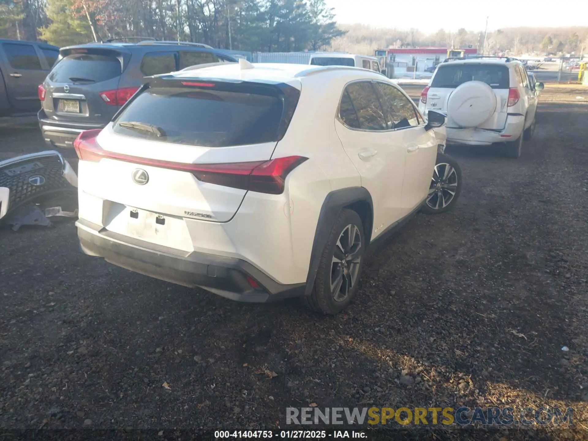4 fotografías del automóvil dañado JTHU9JBHXK2019435 LEXUS UX 250H 2019