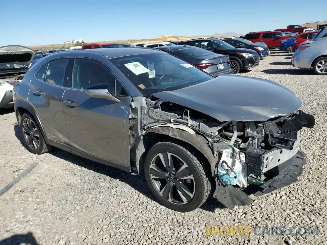 4 fotografías del automóvil dañado JTHP9JBH1L2030287 LEXUS UX 250H 2020