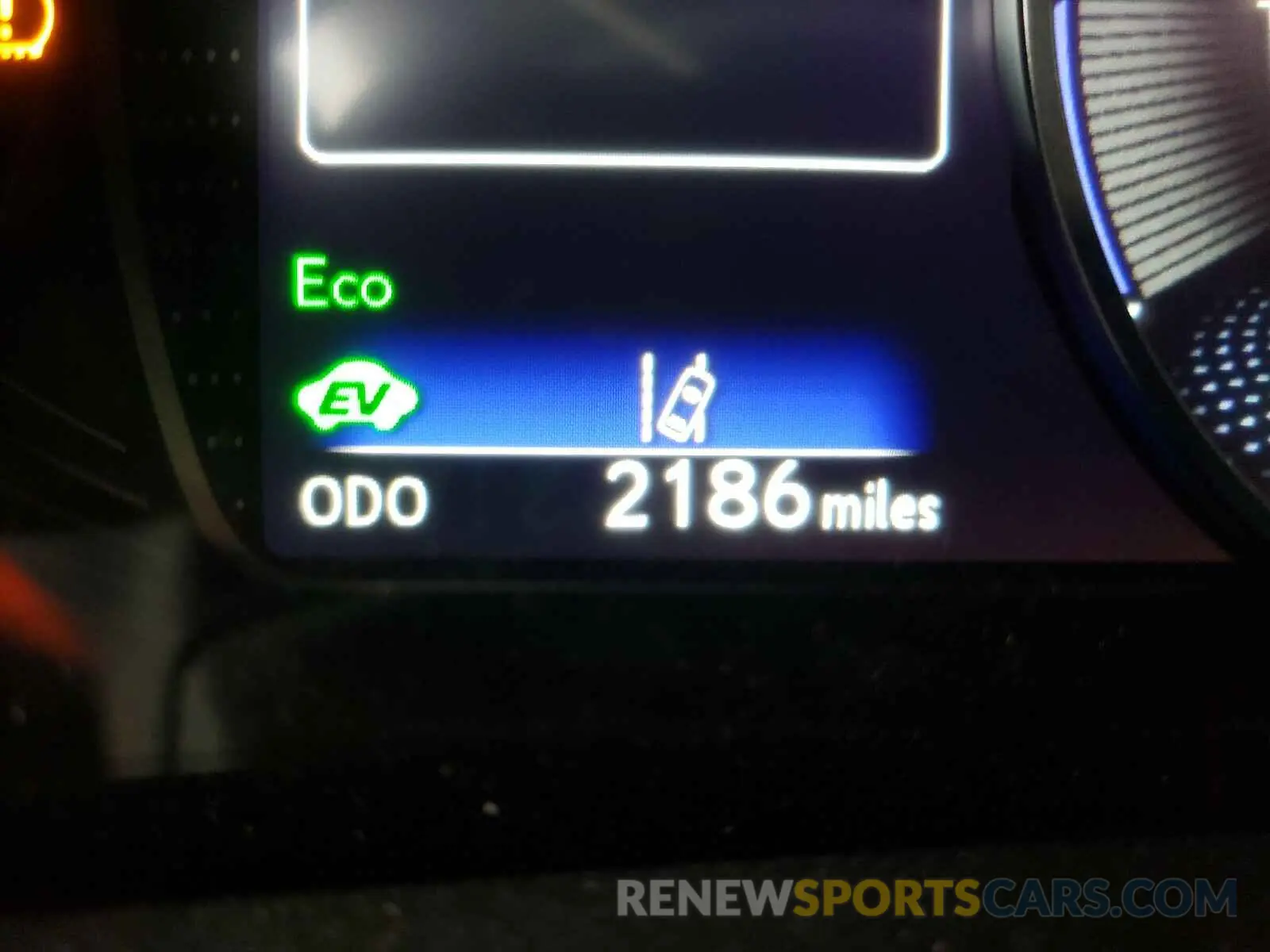 8 fotografías del automóvil dañado JTHP9JBH3L2027388 LEXUS UX 250H 2020