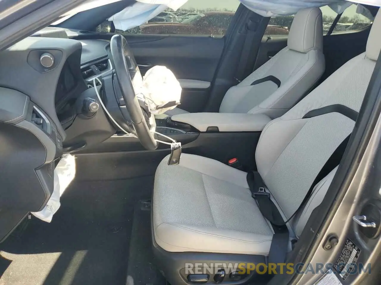 7 fotografías del automóvil dañado JTHP9JBH4L2025519 LEXUS UX 250H 2020