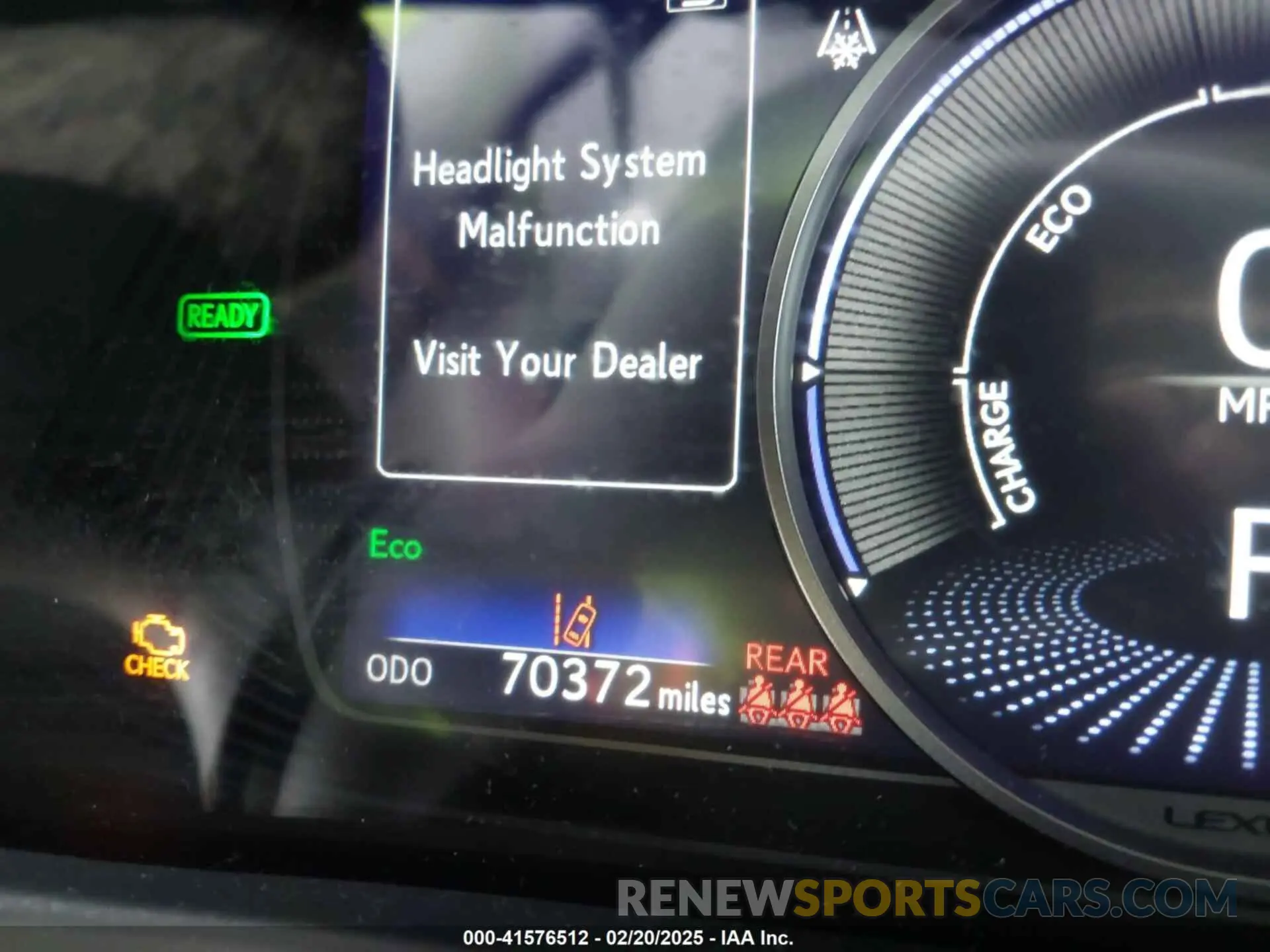 16 fotografías del automóvil dañado JTHP9JBH6L2027045 LEXUS UX 250H 2020