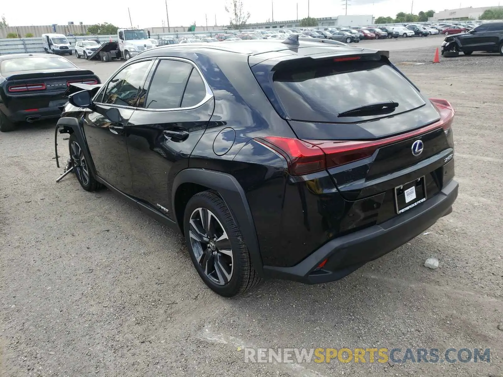 3 fotografías del automóvil dañado JTHP9JBH7L2032741 LEXUS UX 250H 2020