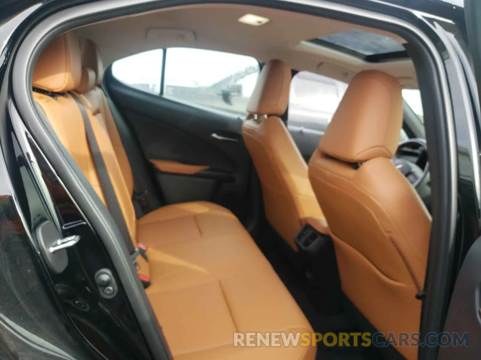 6 fotografías del automóvil dañado JTHP9JBH9L2027668 LEXUS UX 250H 2020