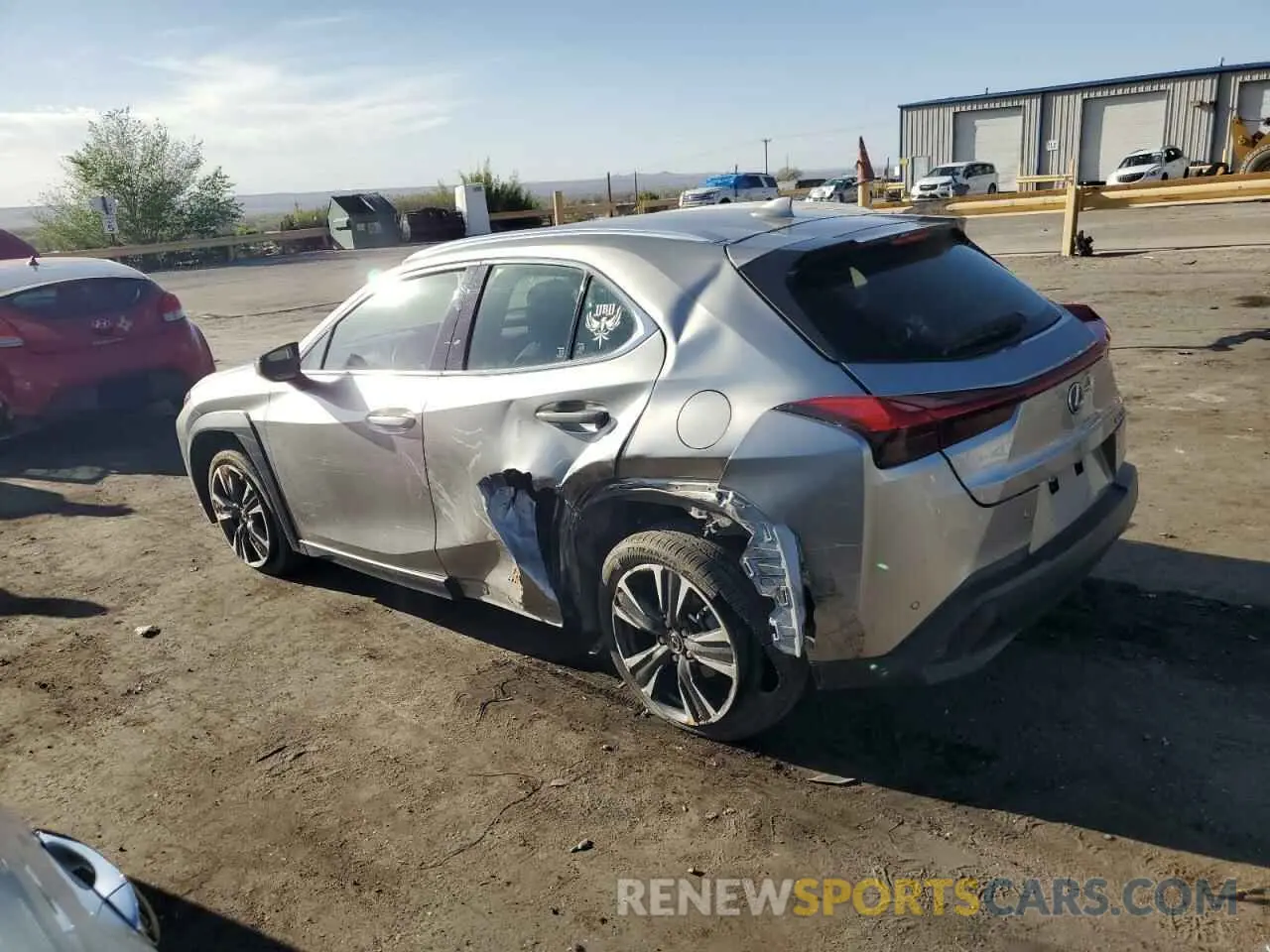 2 fotografías del automóvil dañado JTHP9JBHXL2025623 LEXUS UX 250H 2020
