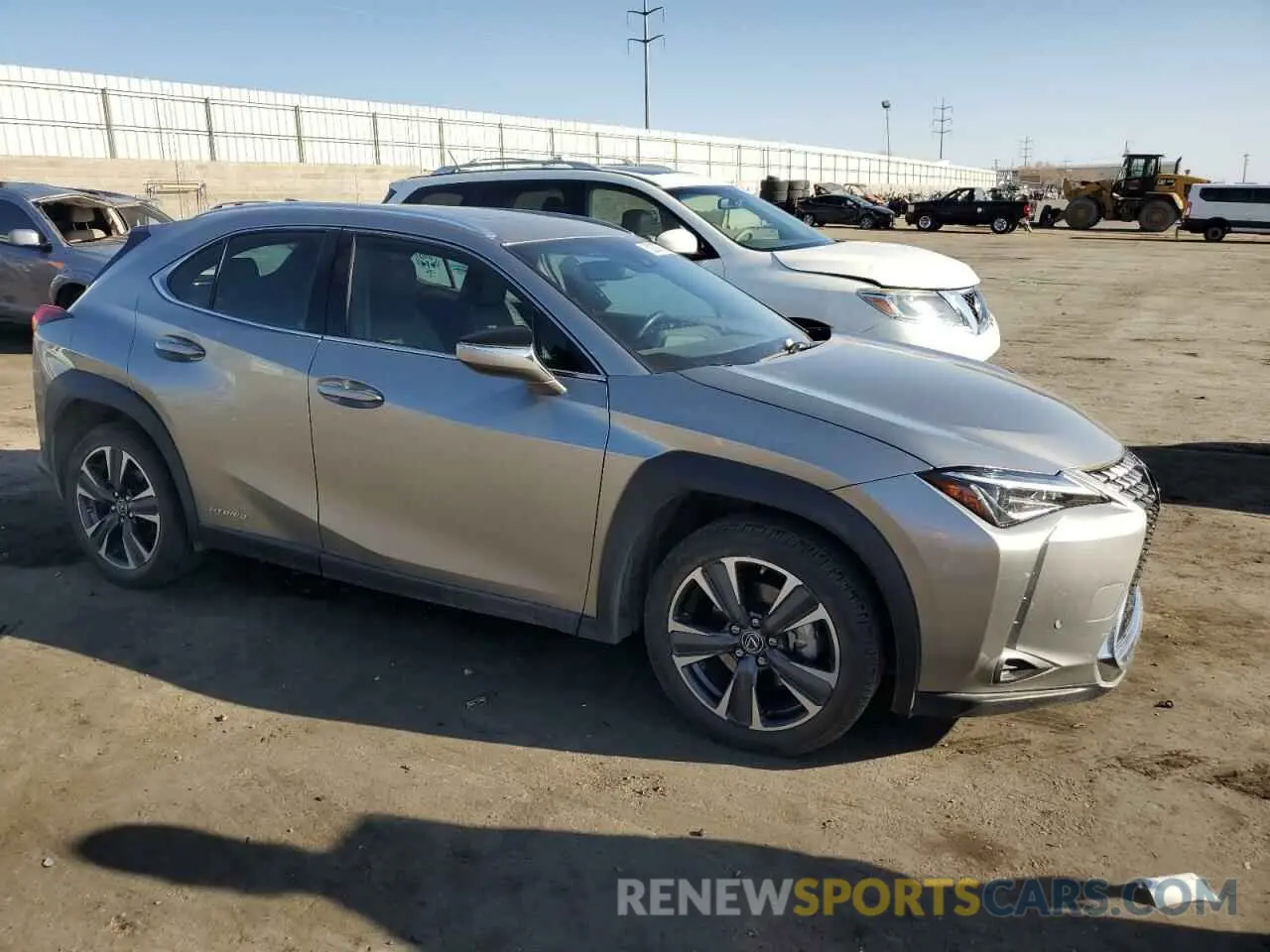 4 fotografías del automóvil dañado JTHP9JBHXL2025623 LEXUS UX 250H 2020
