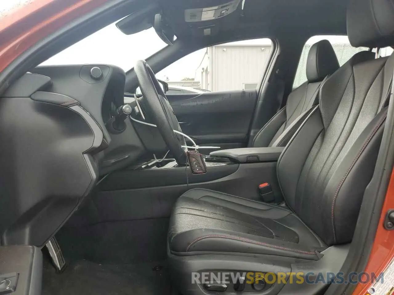 7 fotografías del automóvil dañado JTHR9JBH1L2026913 LEXUS UX 250H 2020