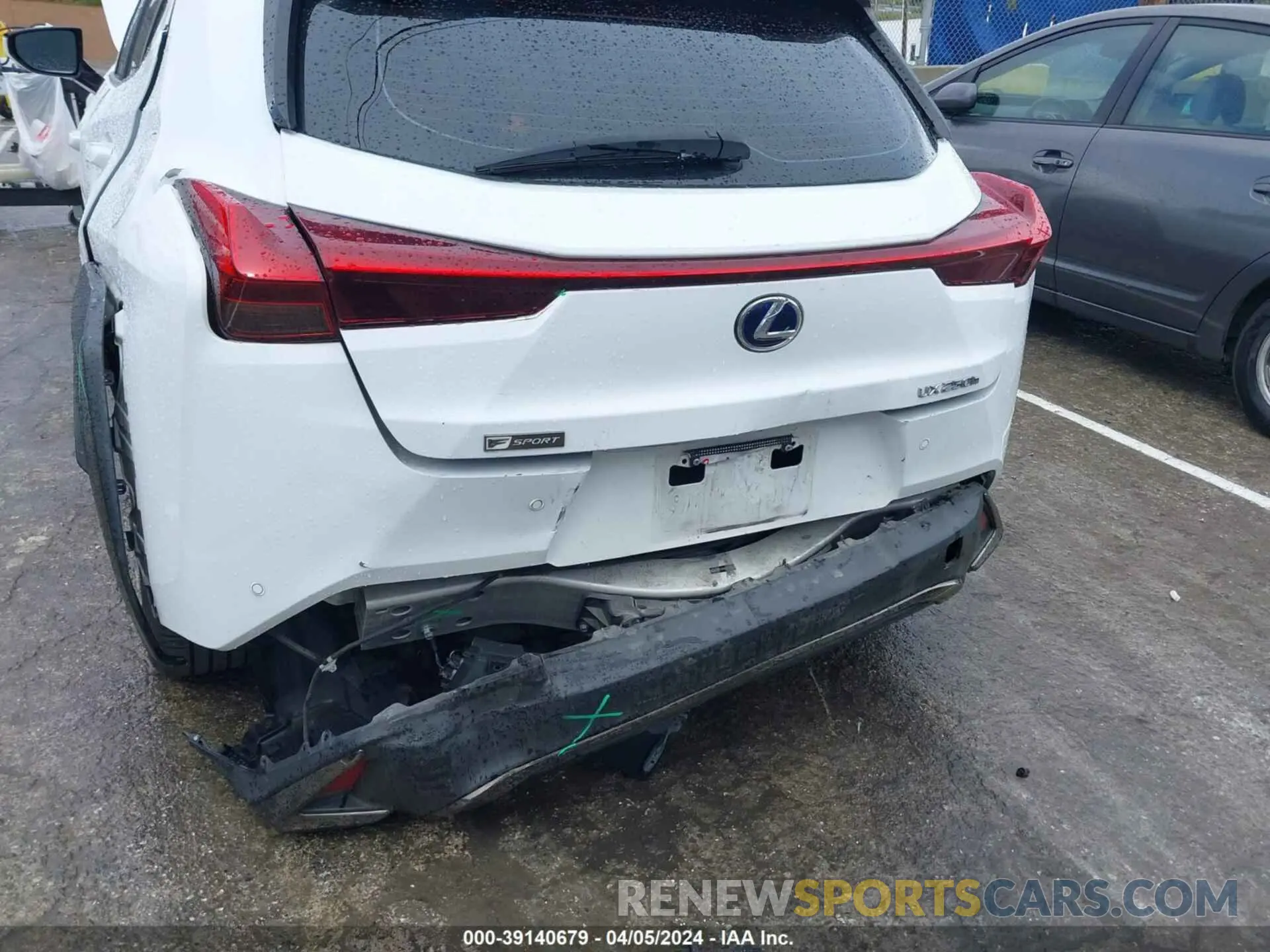 6 fotografías del automóvil dañado JTHR9JBH4L2025867 LEXUS UX 250H 2020