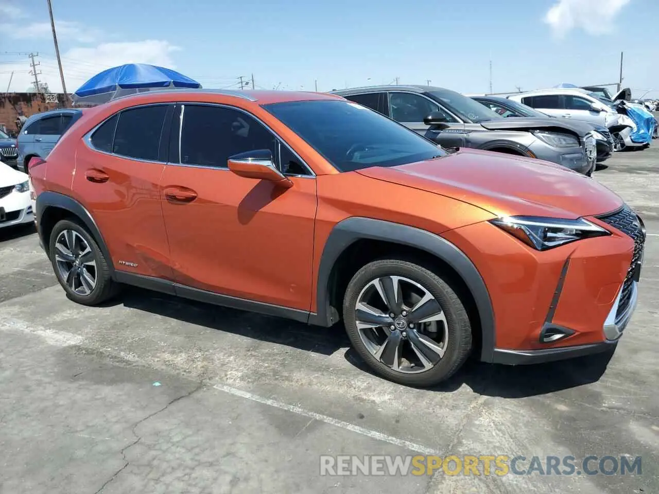 4 fotografías del automóvil dañado JTHX9JBH0L2036355 LEXUS UX 250H 2020