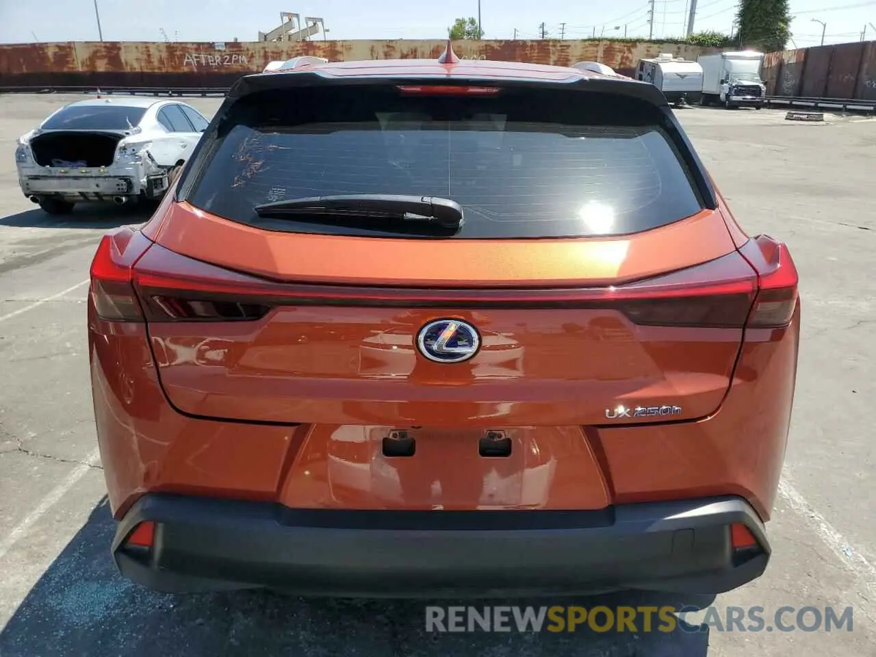 6 fotografías del automóvil dañado JTHX9JBH0L2036355 LEXUS UX 250H 2020