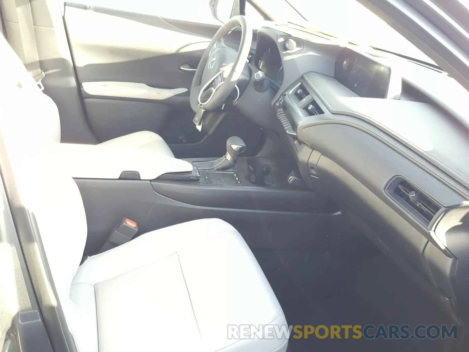 5 fotografías del automóvil dañado JTHX9JBH1L2028927 LEXUS UX 250H 2020