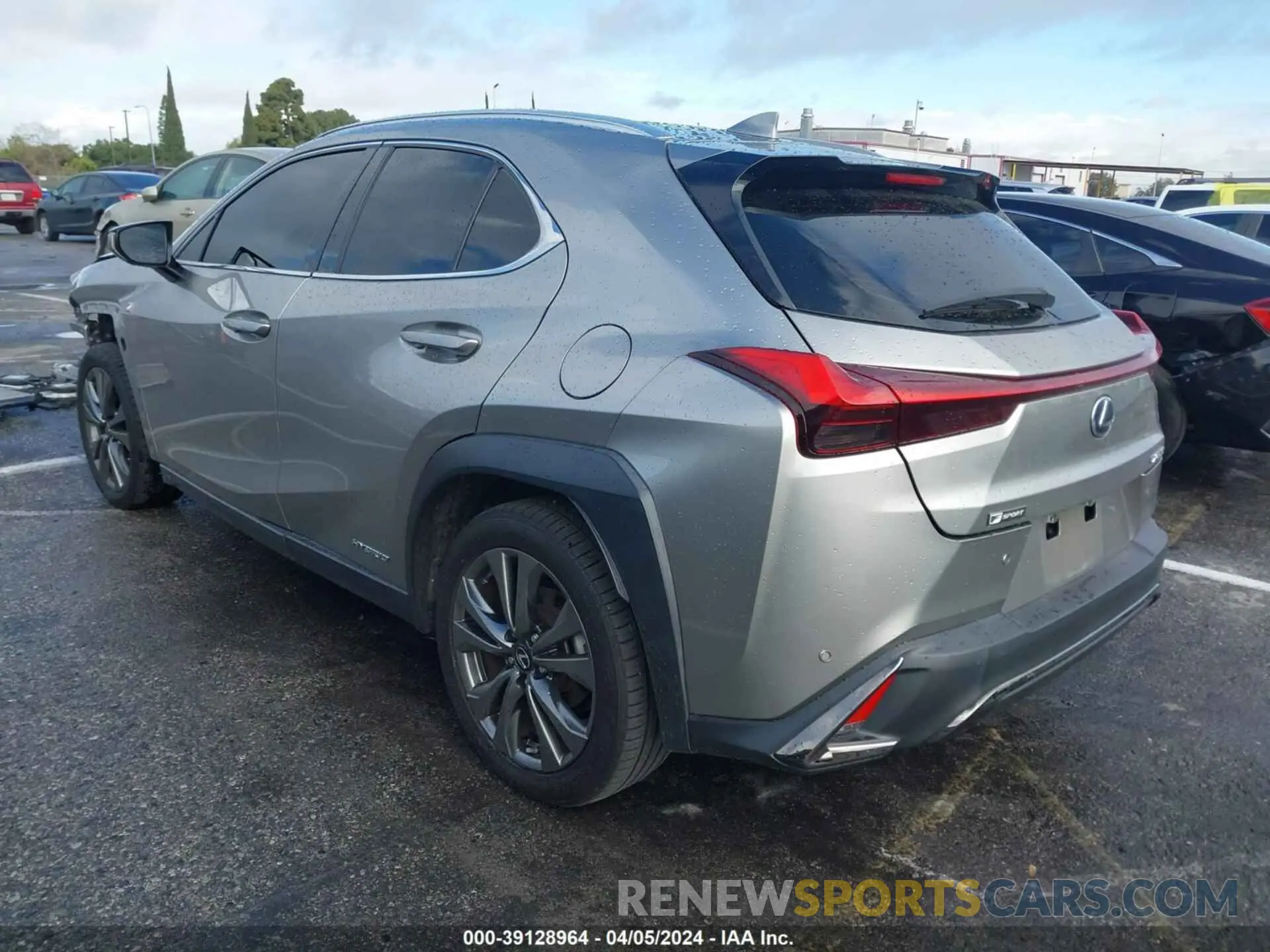 3 fotografías del automóvil dañado JTHE9JBH5M2043603 LEXUS UX 250H 2021