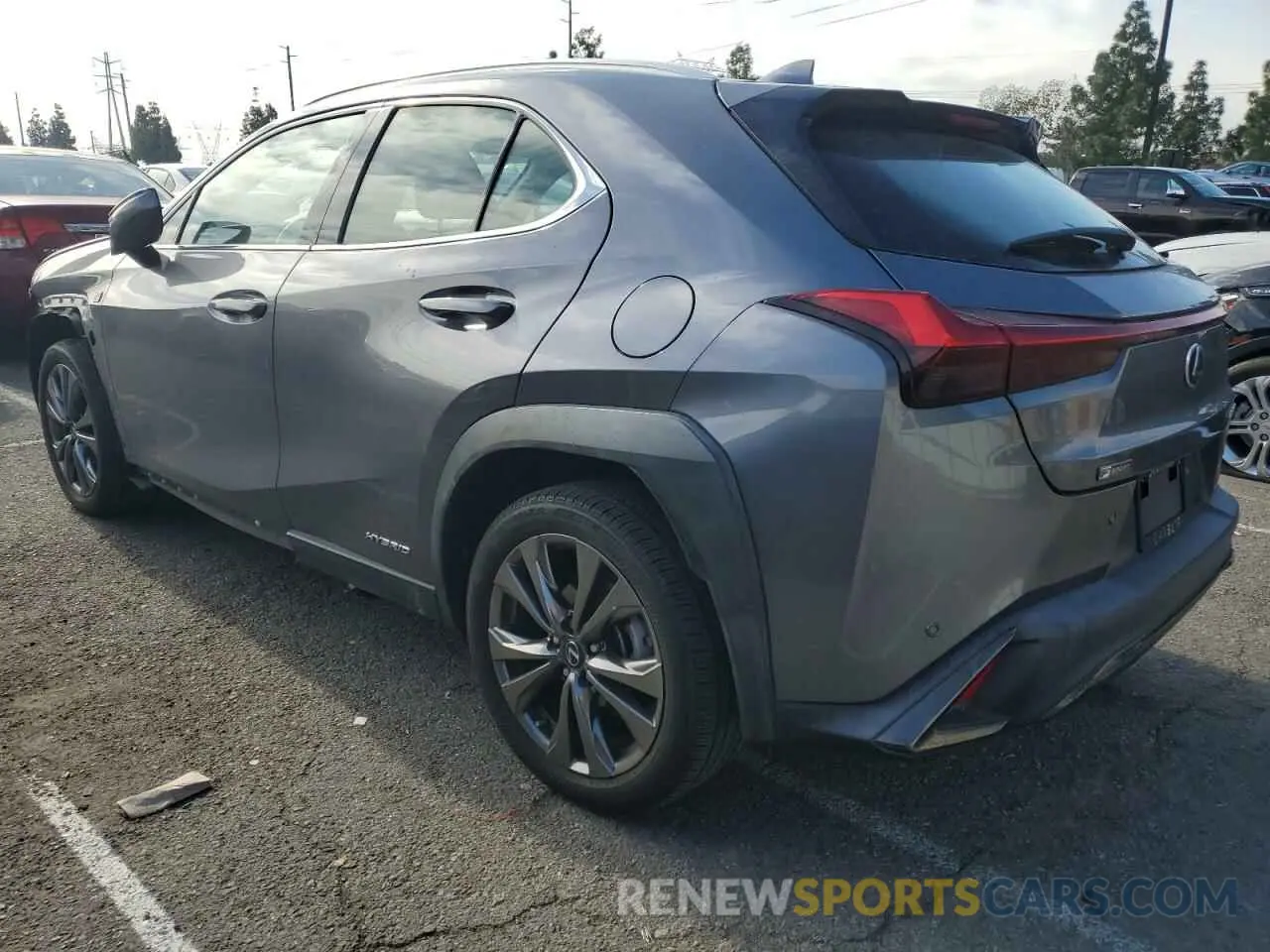 2 fotografías del automóvil dañado JTHE9JBH6M2050155 LEXUS UX 250H 2021