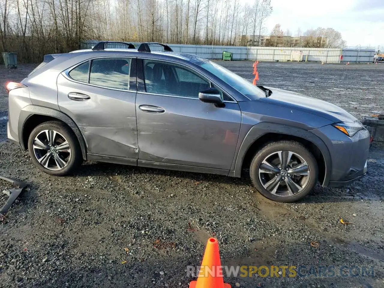 4 fotografías del automóvil dañado JTHP9JBH7M2037701 LEXUS UX 250H 2021