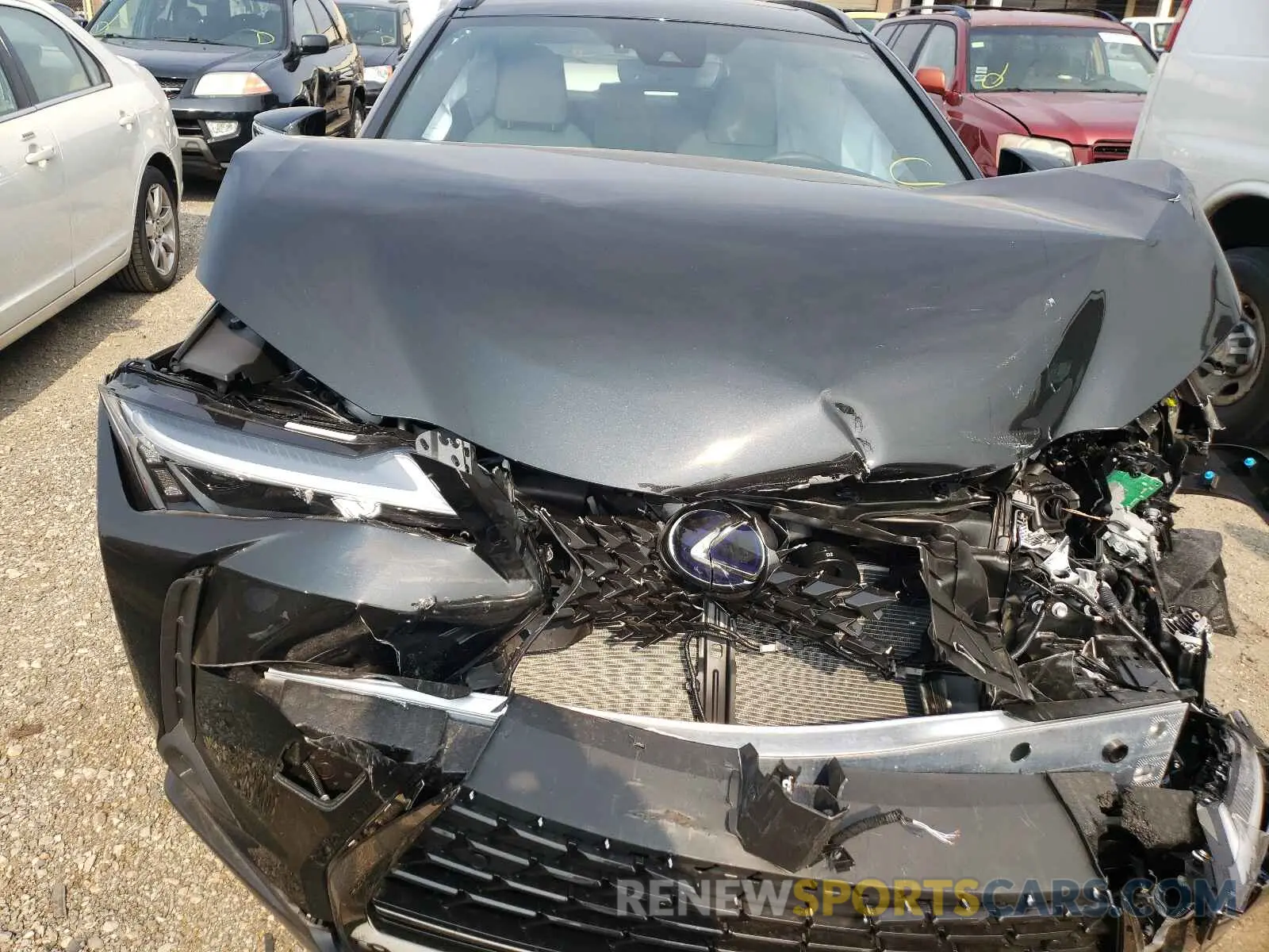 7 fotografías del automóvil dañado JTHP9JBH8M2045371 LEXUS UX 250H 2021